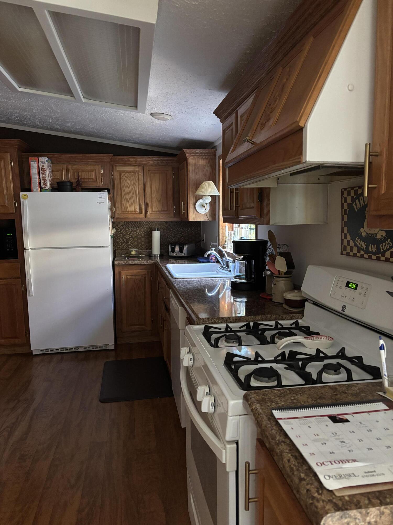 6858 Maple Lane Fennville MI 49408