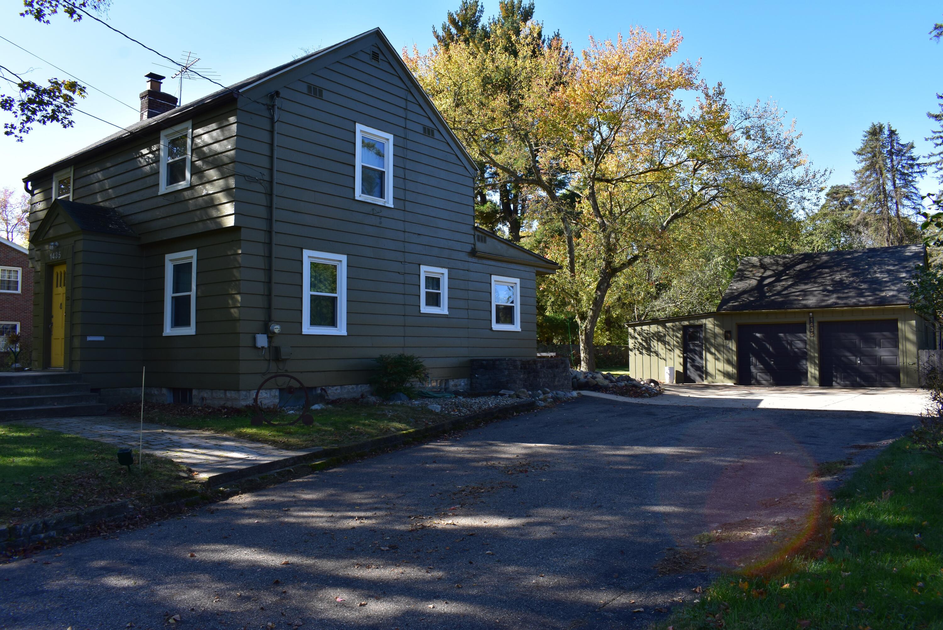 1435 Climax Avenue Kalamazoo MI 49006