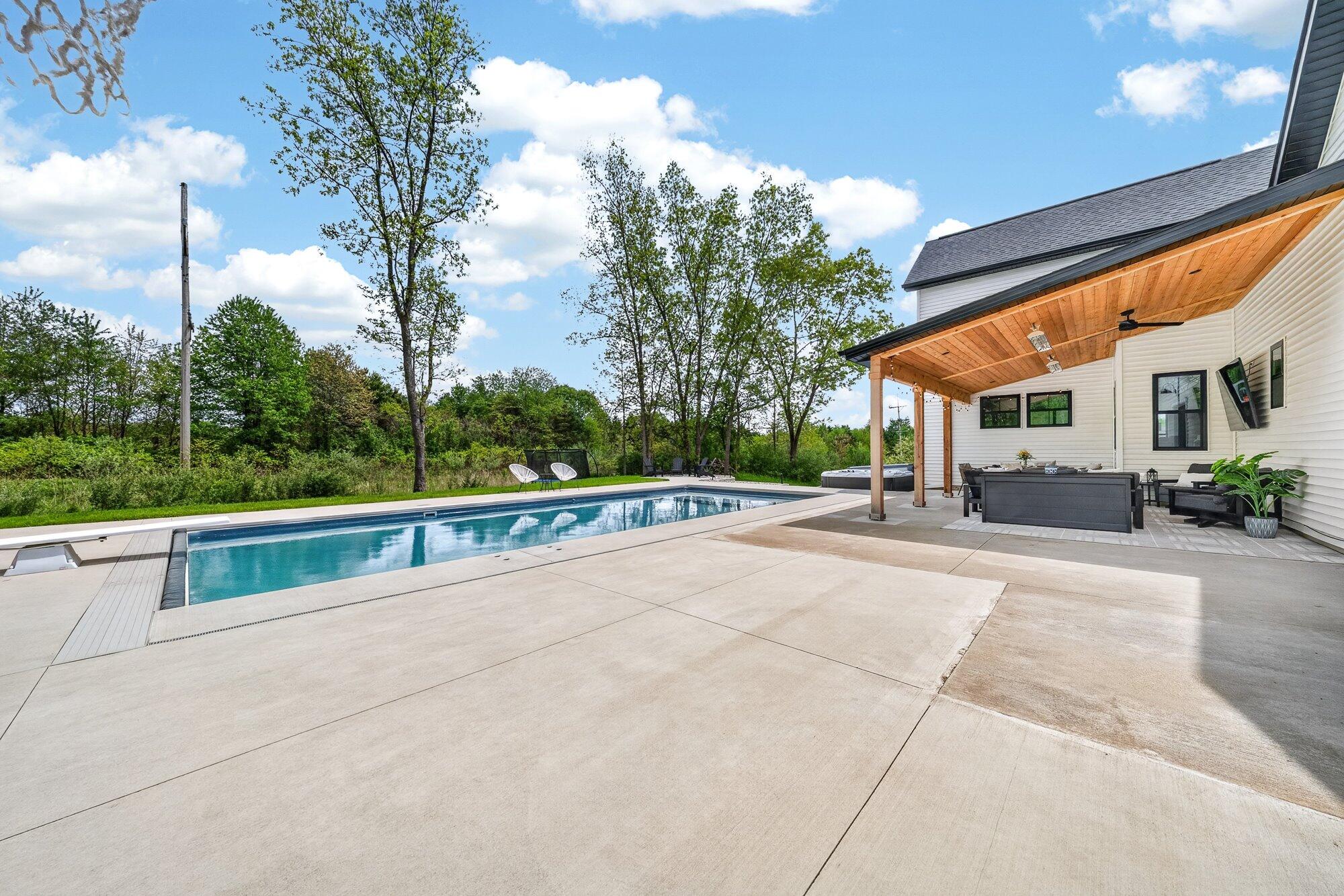 7805 Corners Cove Street Kalamazoo MI 49009