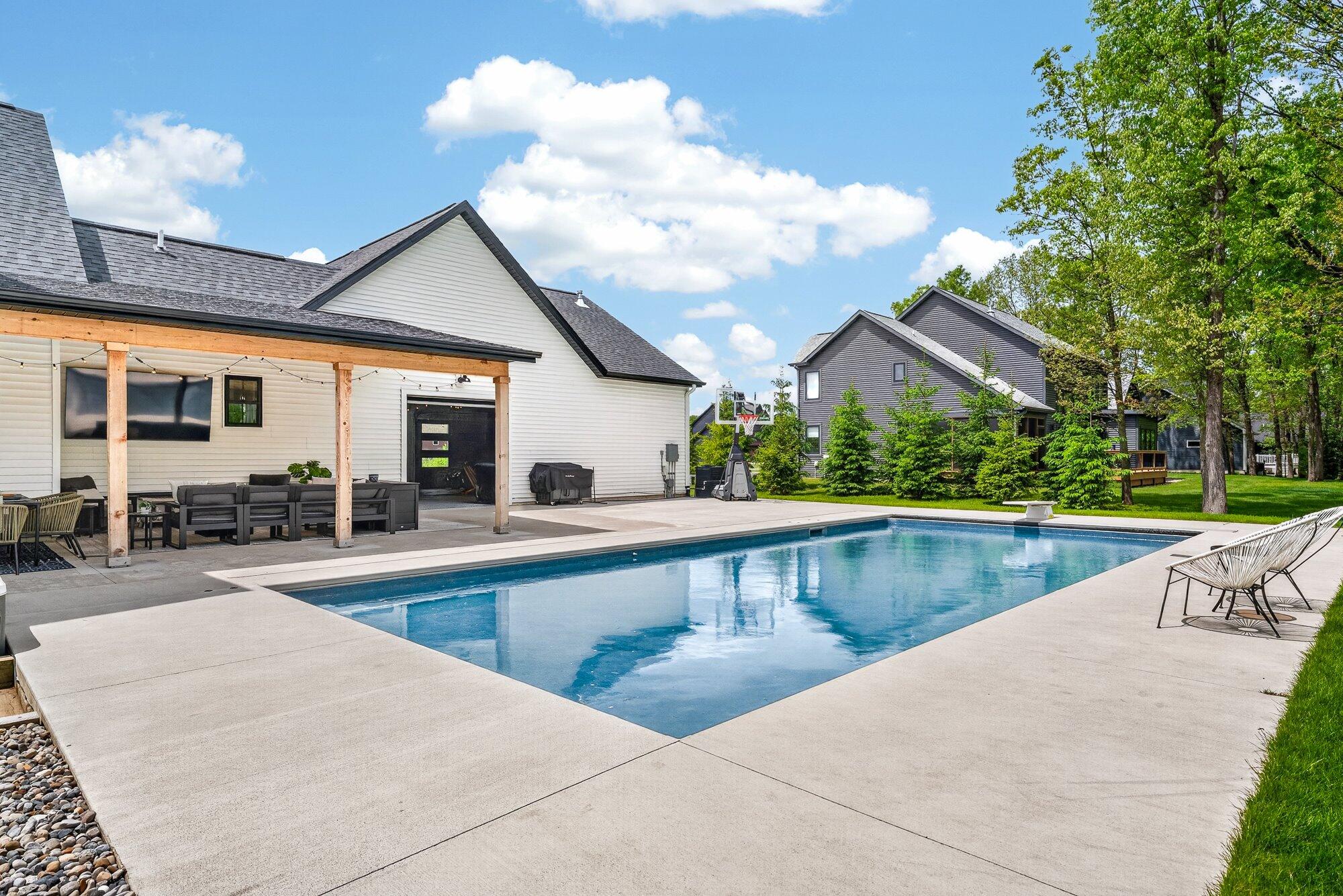 7805 Corners Cove Street Kalamazoo MI 49009