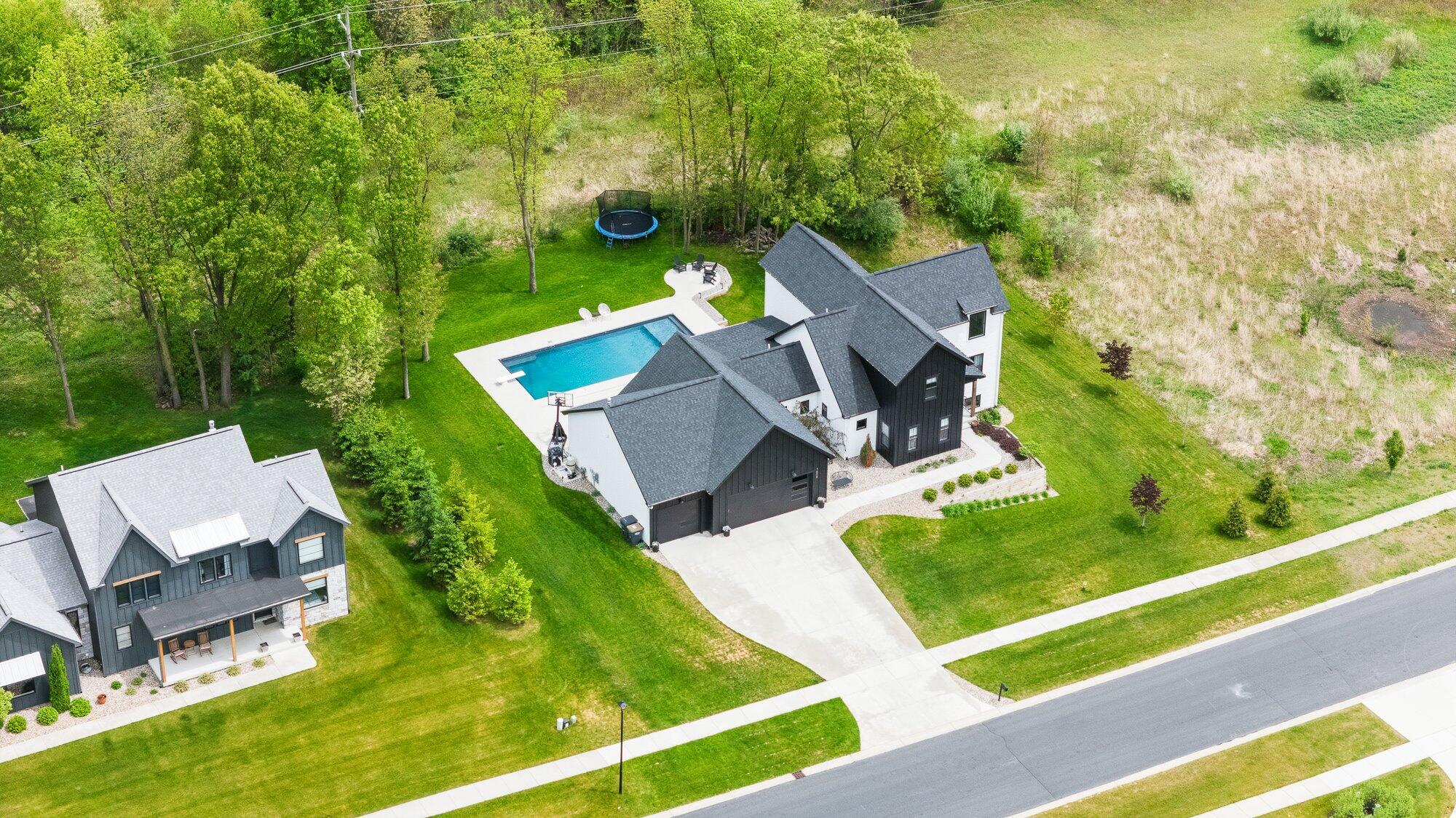 7805 Corners Cove Street Kalamazoo MI 49009