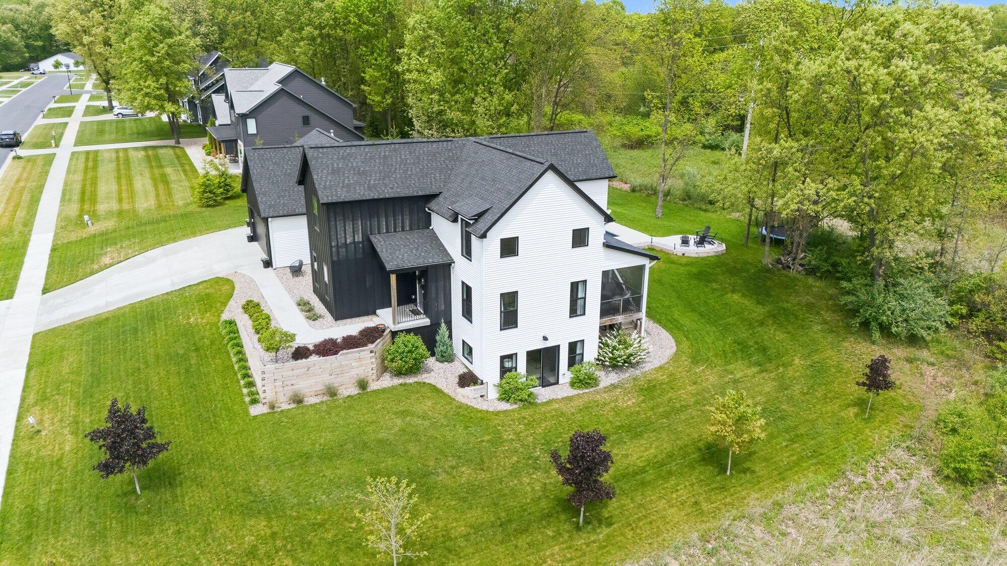 7805 Corners Cove Street Kalamazoo MI 49009