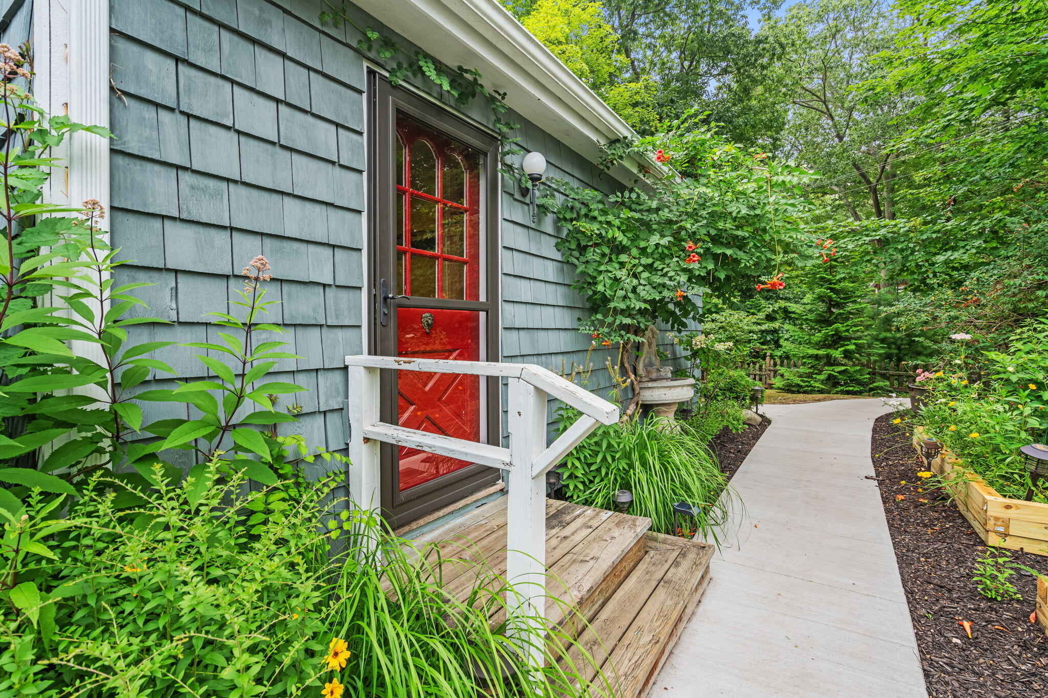 790 Simonson Drive Saugatuck MI 49453