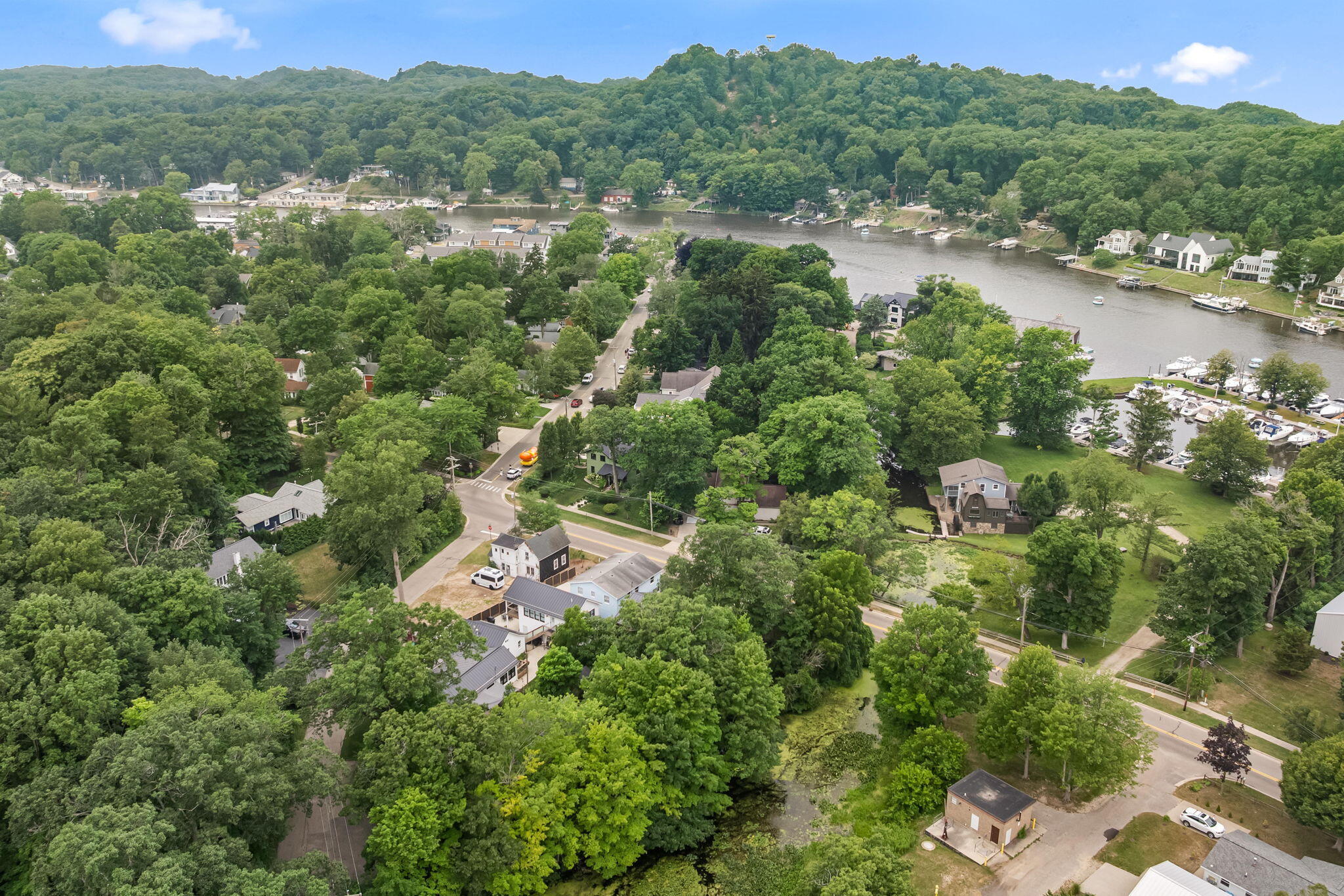 790 Simonson Drive Saugatuck MI 49453
