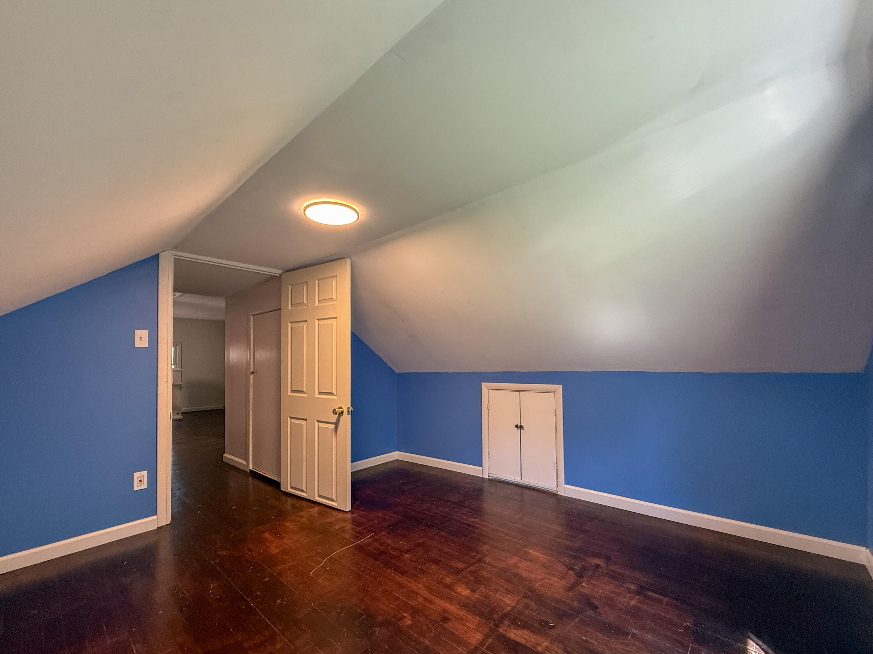 2661 E Empire Avenue Benton Harbor MI 49022