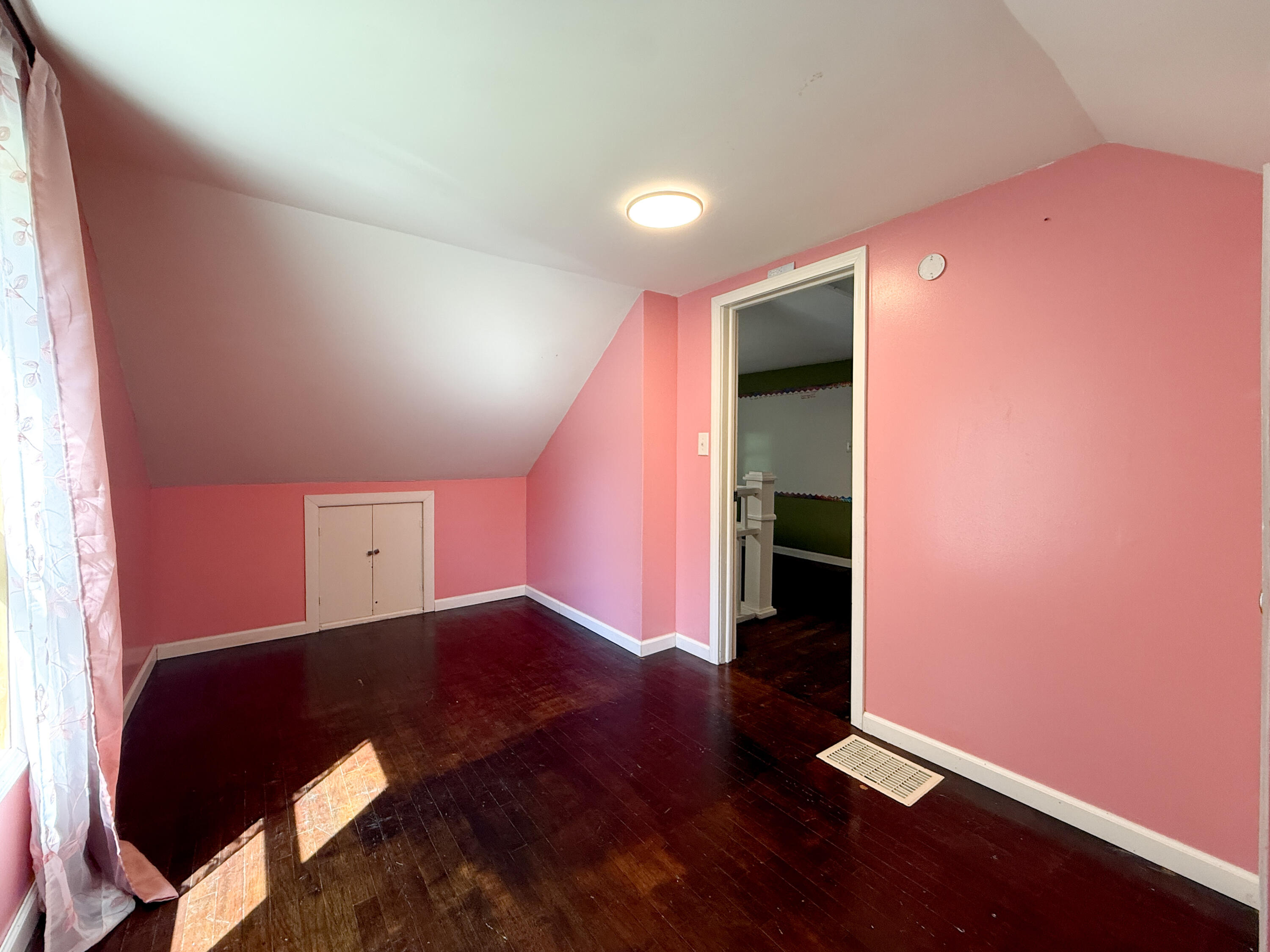 2661 E Empire Avenue Benton Harbor MI 49022