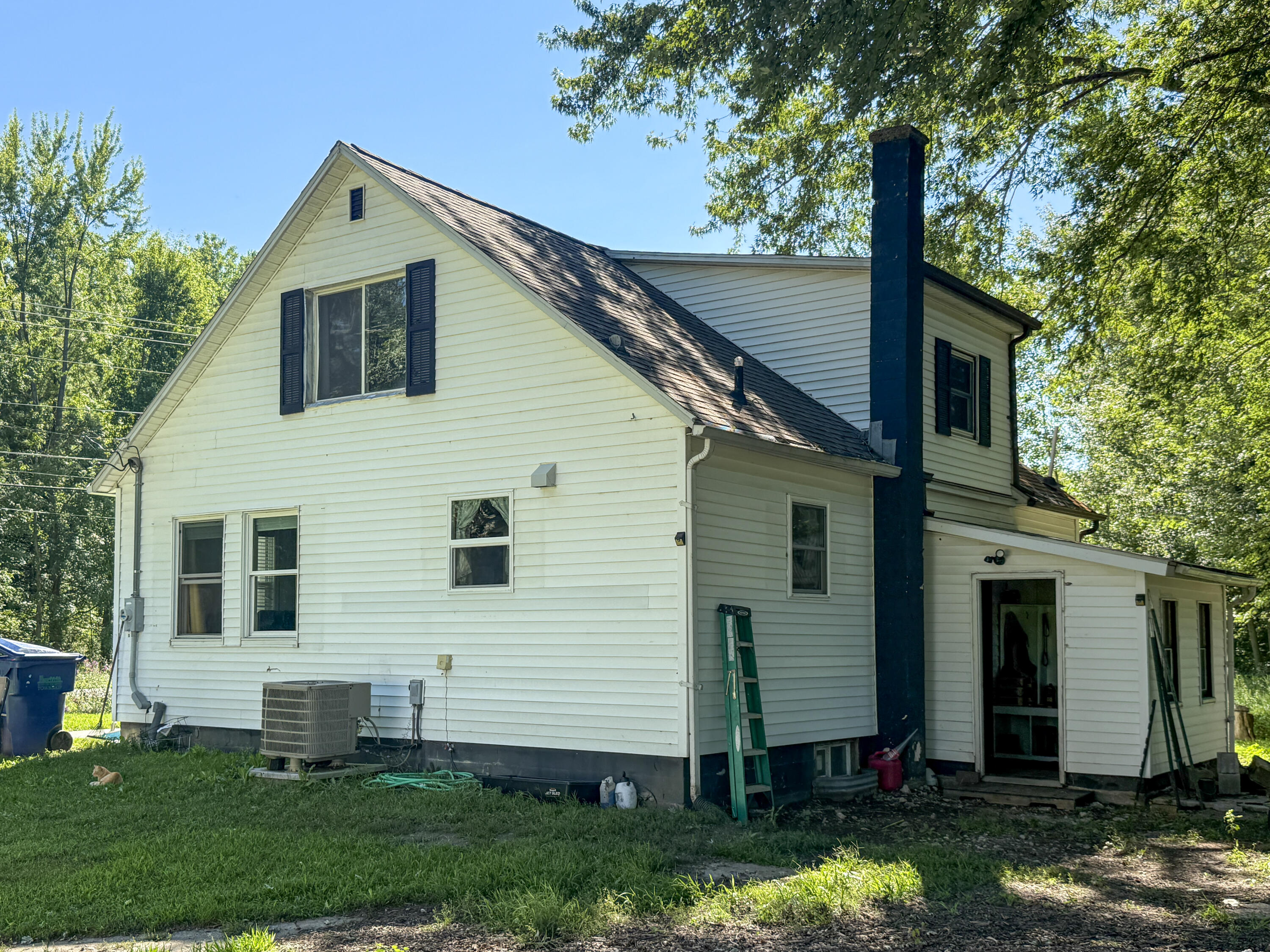 2661 E Empire Avenue Benton Harbor MI 49022