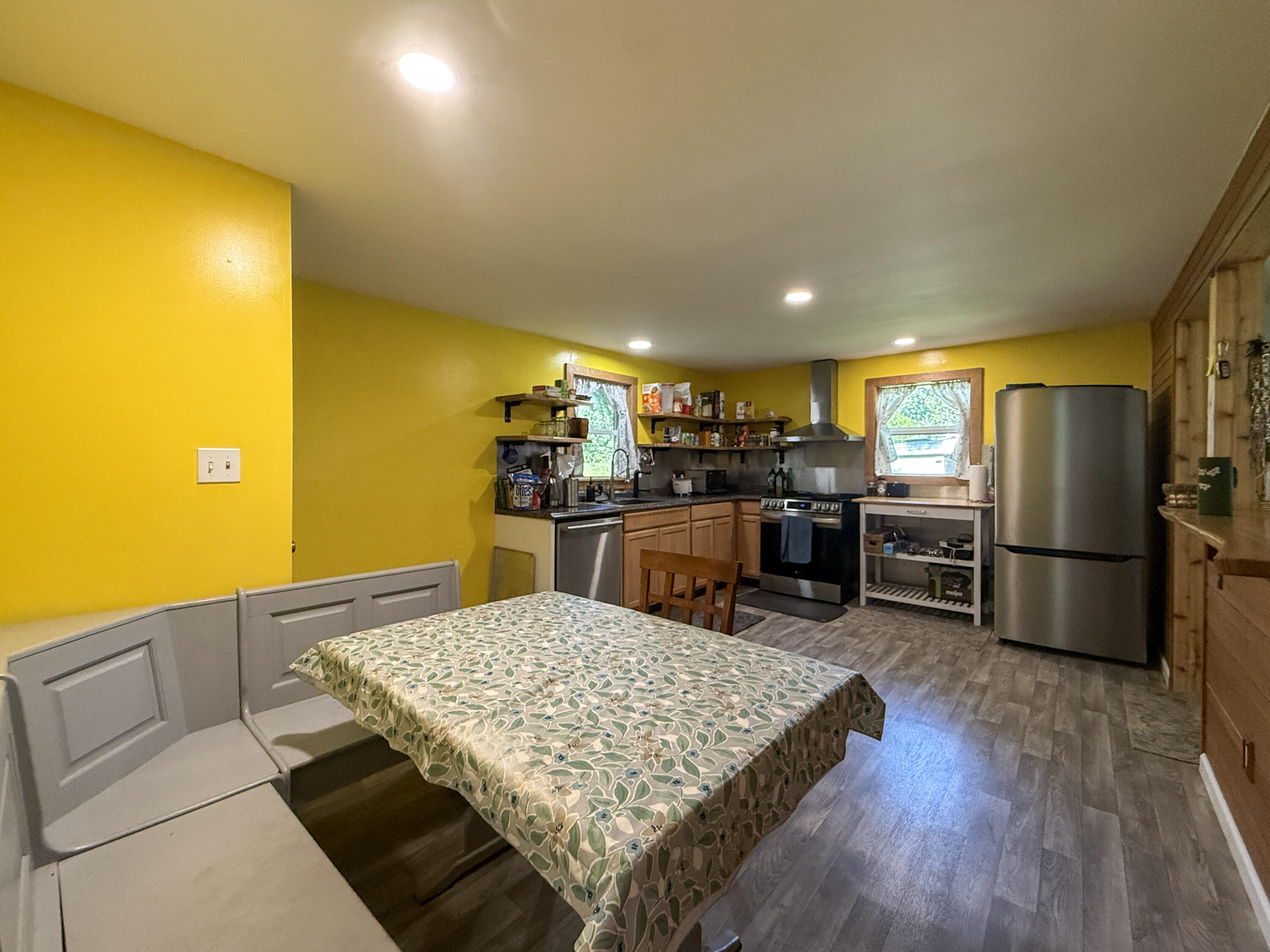 2661 E Empire Avenue Benton Harbor MI 49022