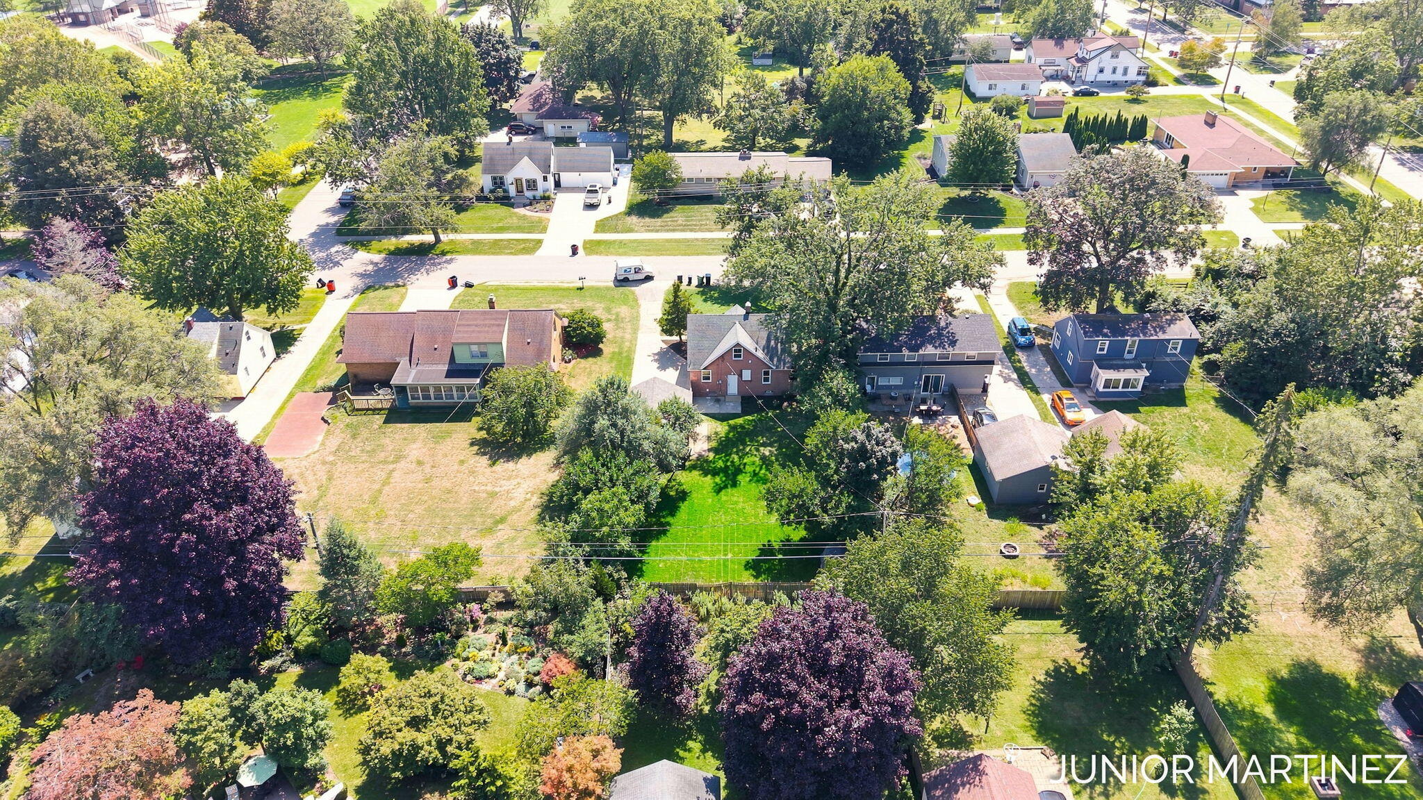 23 E 35th Street Holland MI 49423