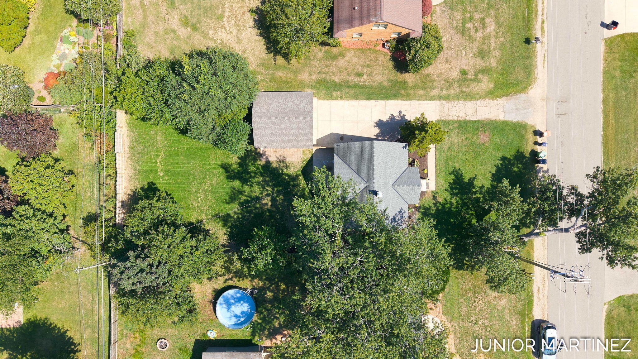 23 E 35th Street Holland MI 49423