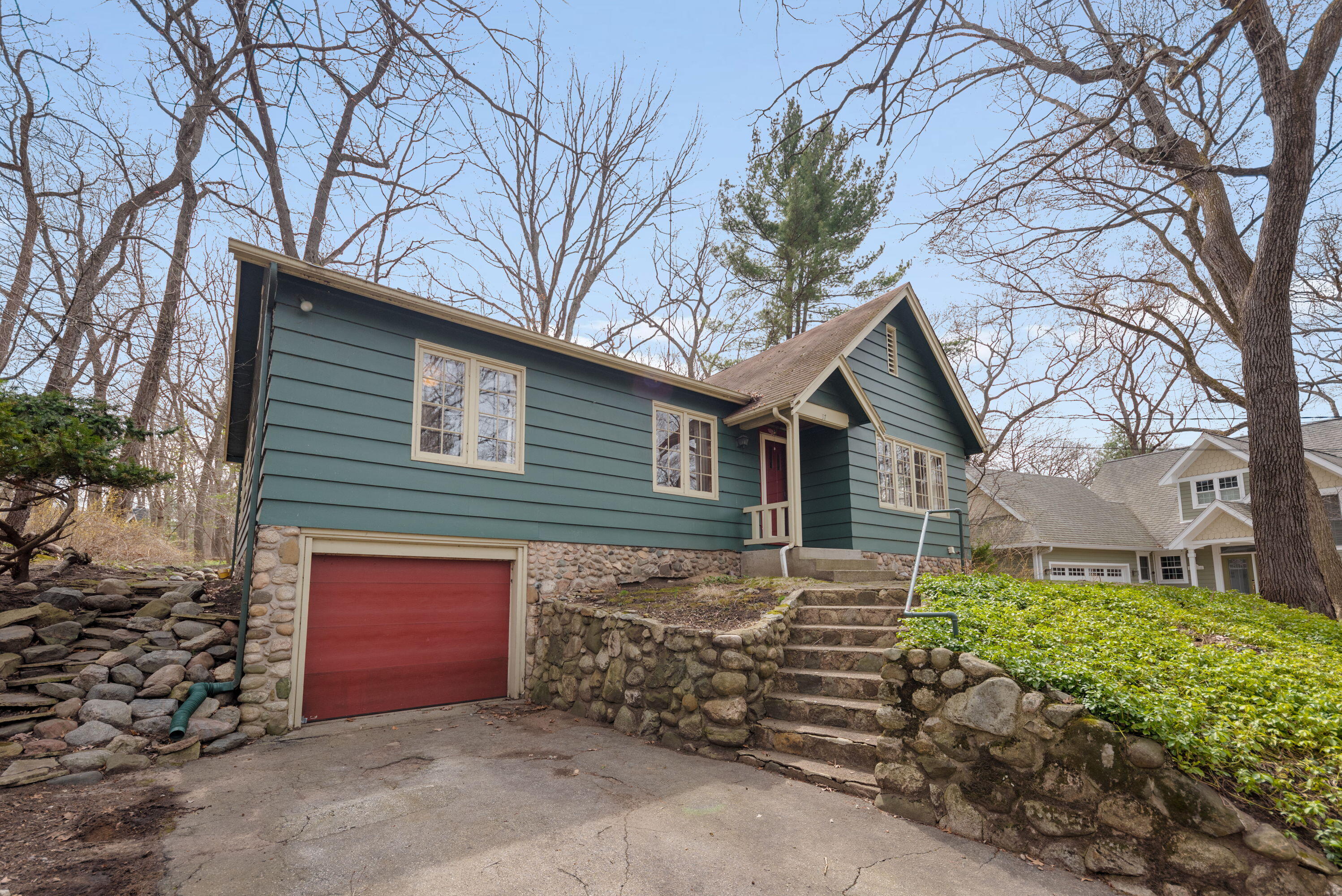 17 Angle Road Laporte IN 46350