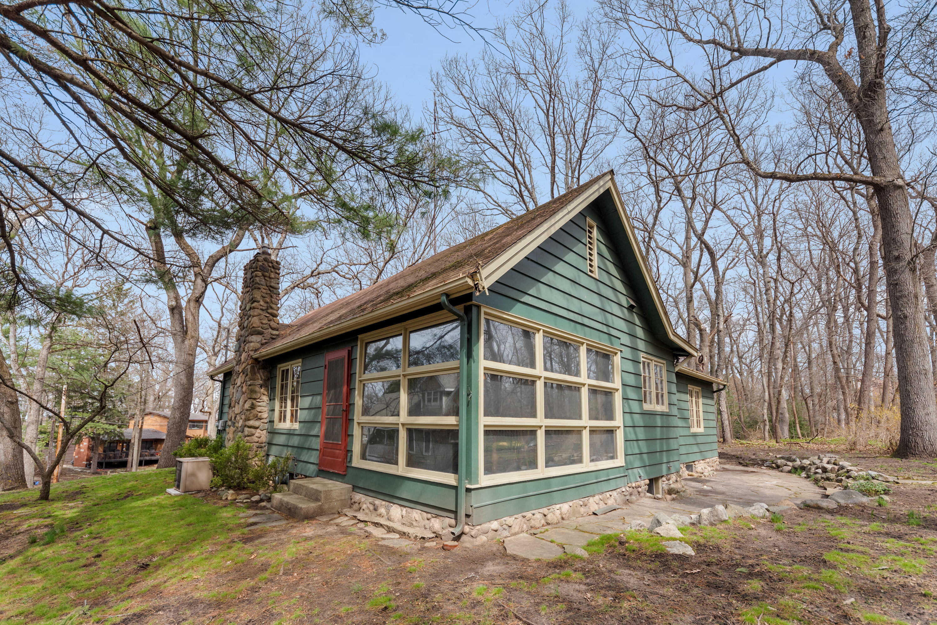 17 Angle Road Laporte IN 46350