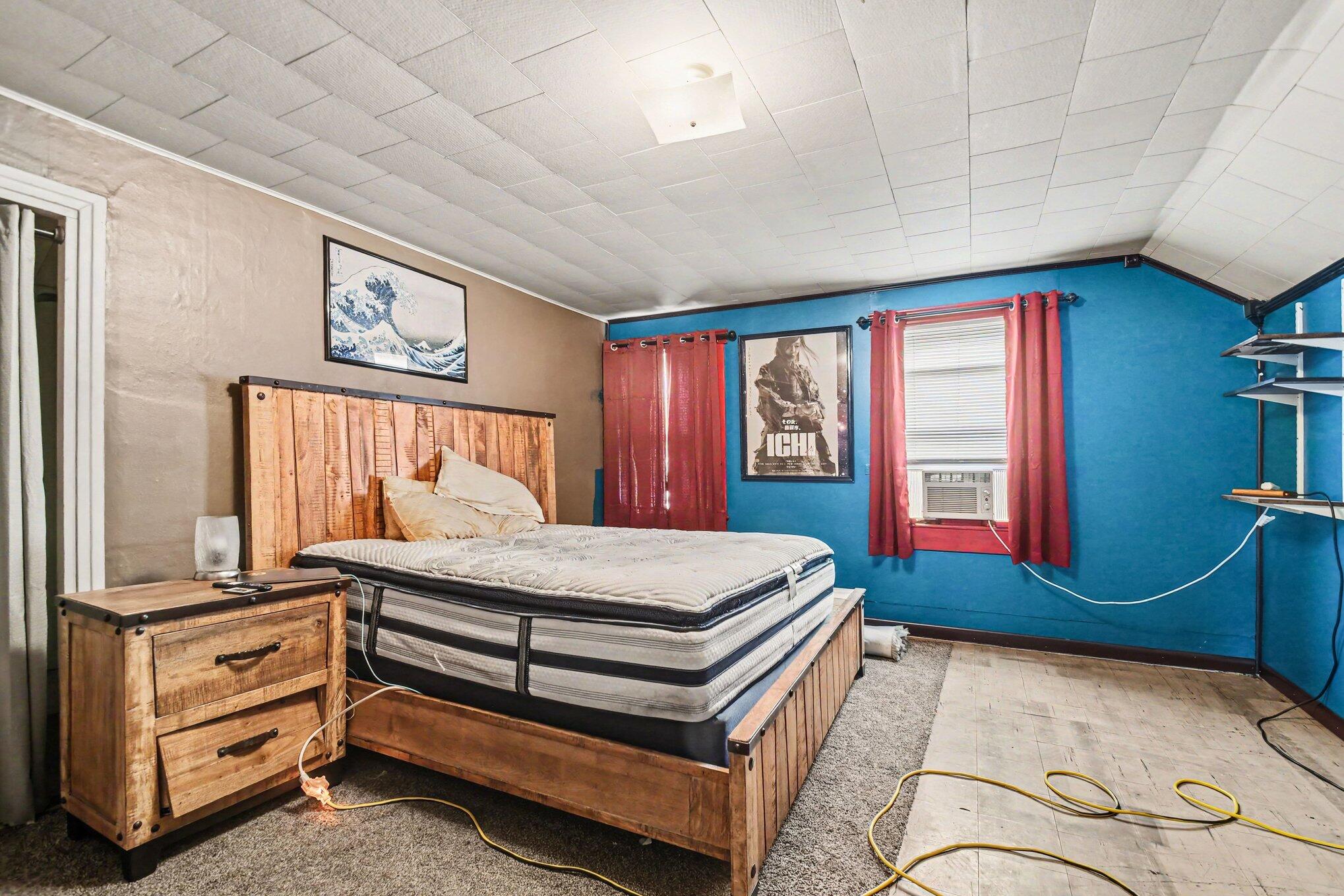 109 W Chicago Street Buchanan MI 49107