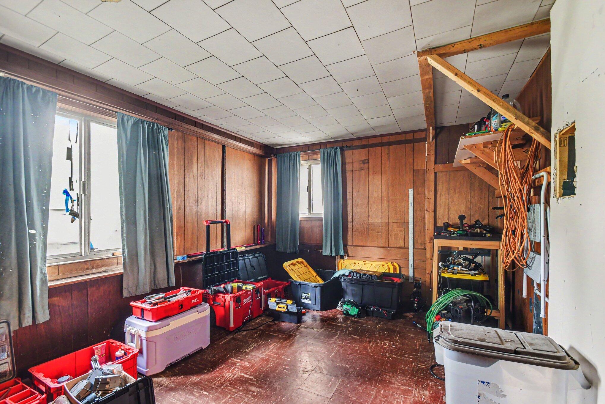 109 W Chicago Street Buchanan MI 49107