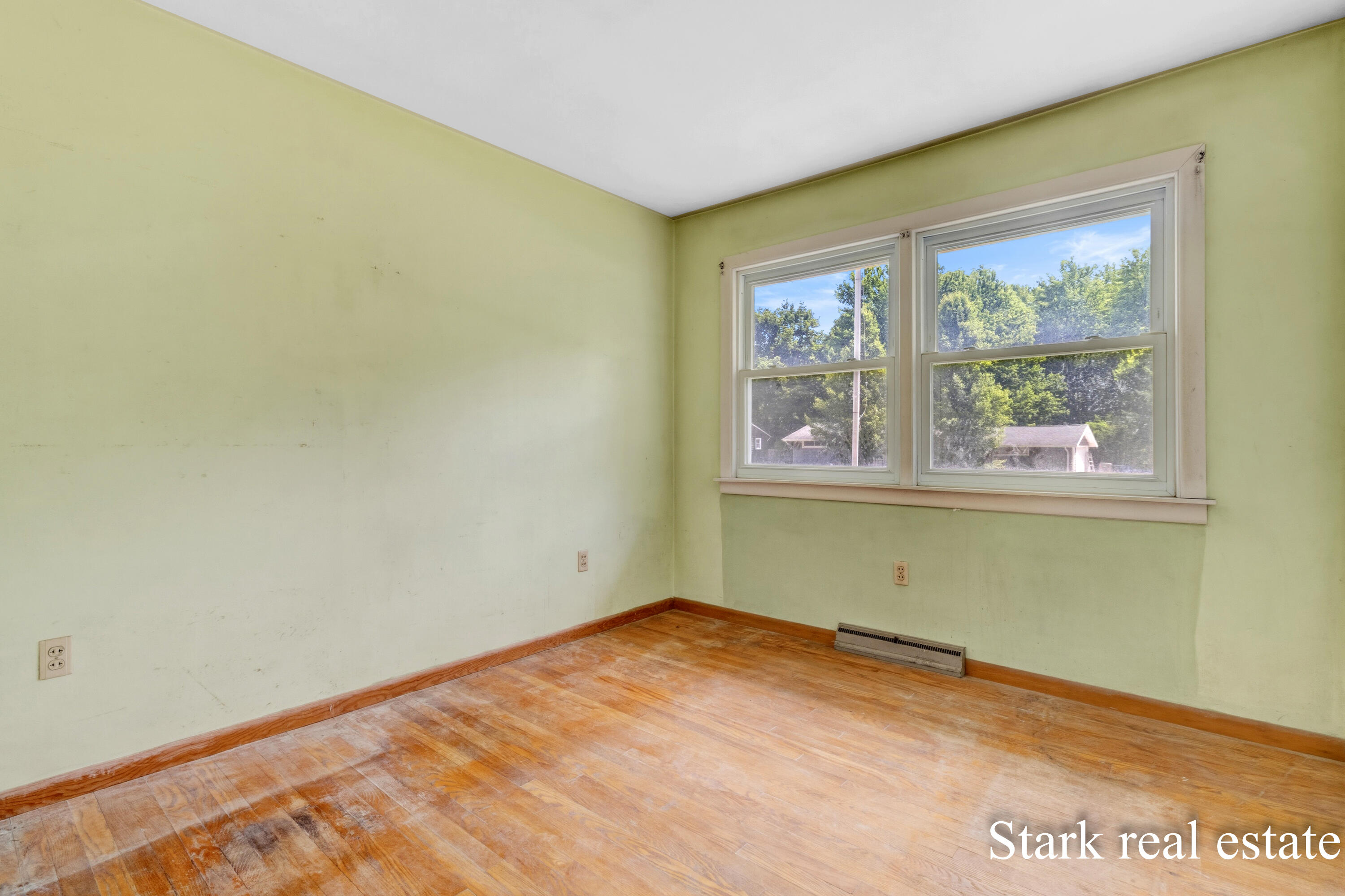 225 Sunset Hills Avenue NW Grand Rapids MI 49534