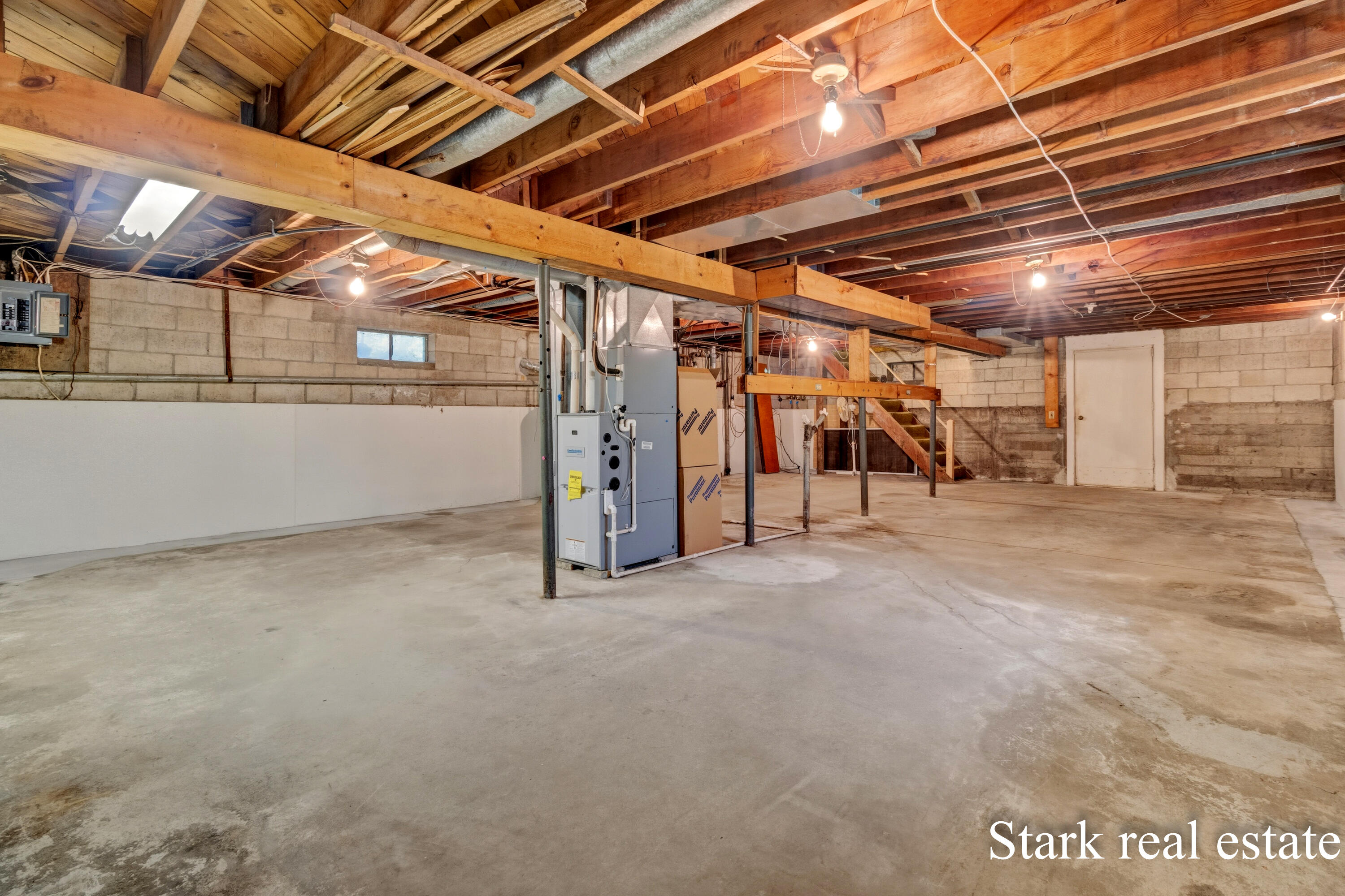 225 Sunset Hills Avenue NW Grand Rapids MI 49534