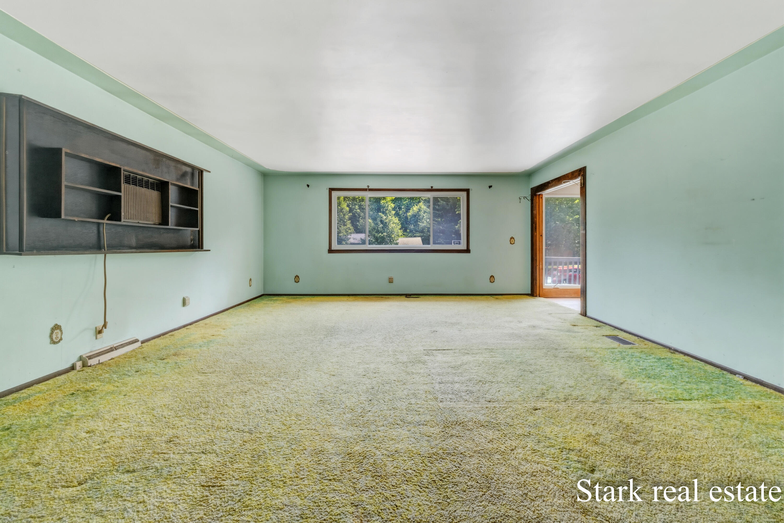 225 Sunset Hills Avenue NW Grand Rapids MI 49534