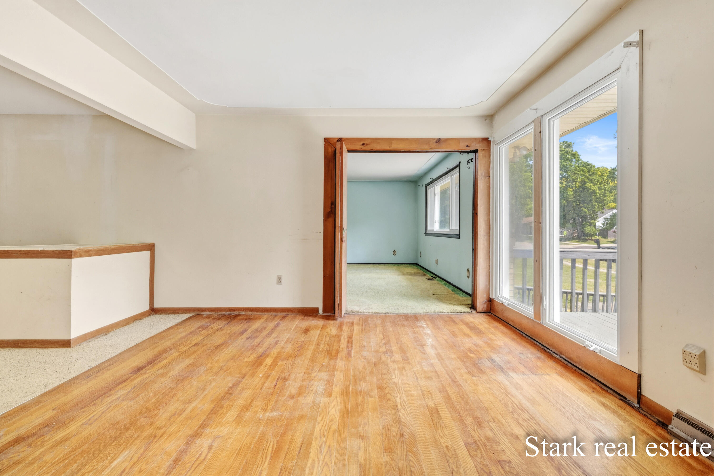 225 Sunset Hills Avenue NW Grand Rapids MI 49534