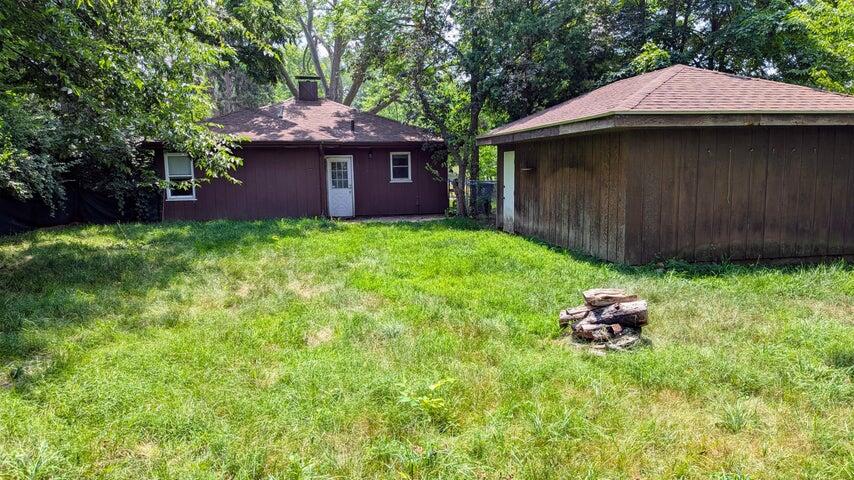 717 Royce Avenue Kalamazoo MI 49001