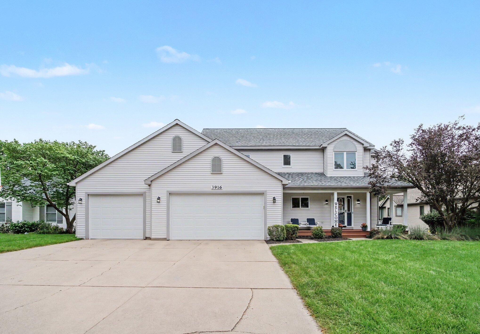 3916 Kentridge Drive SE Grand Rapids MI 49508
