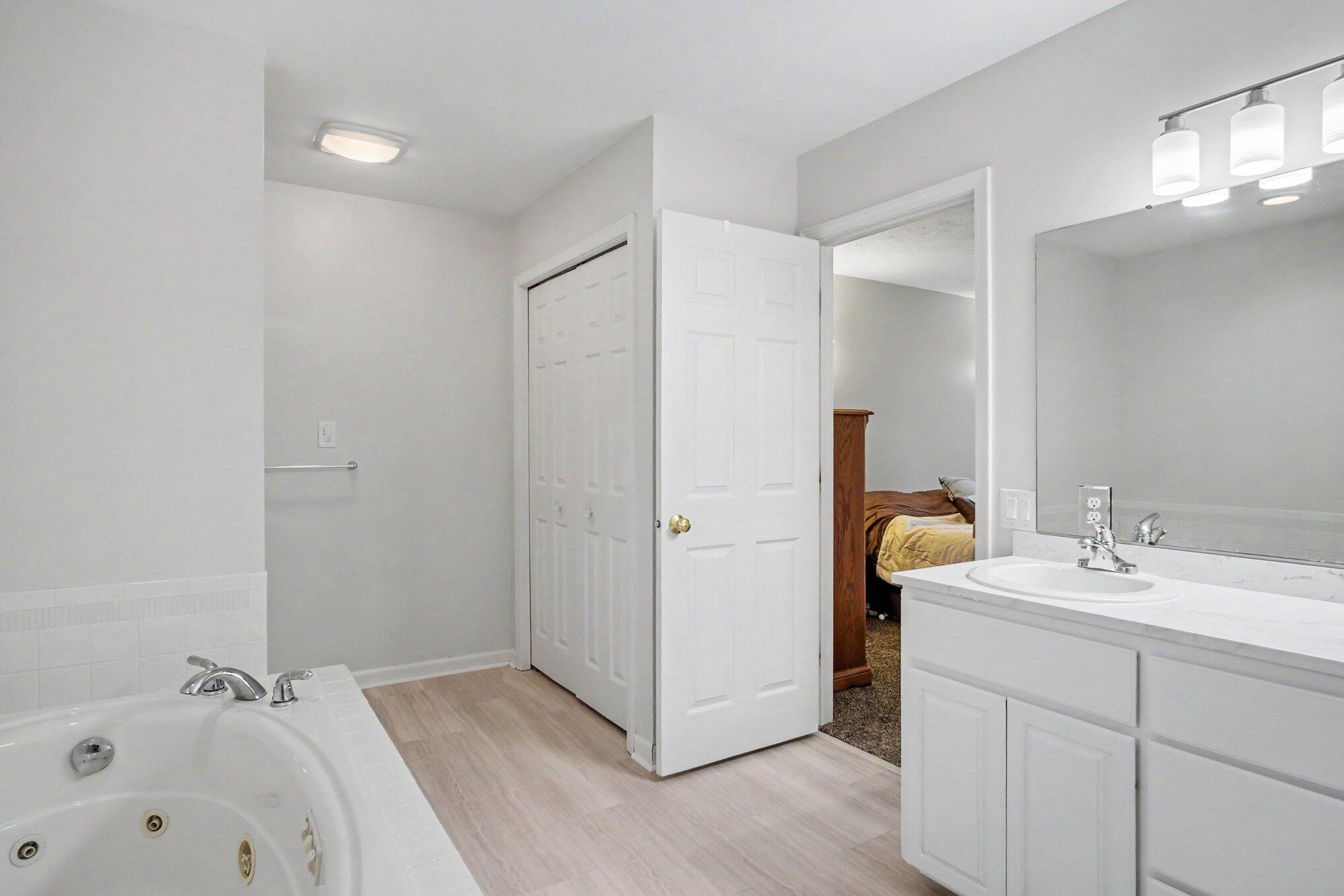 3916 Kentridge Drive SE Grand Rapids MI 49508