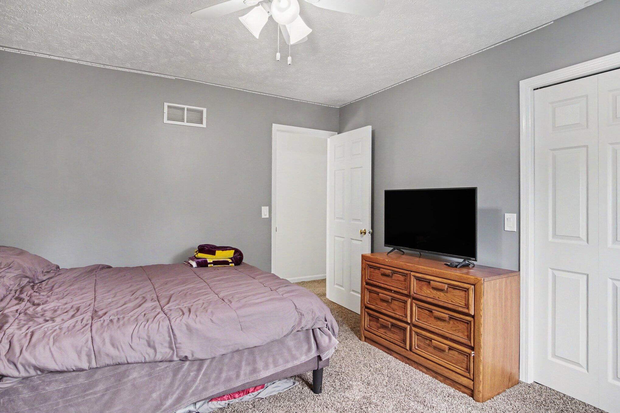 3916 Kentridge Drive SE Grand Rapids MI 49508
