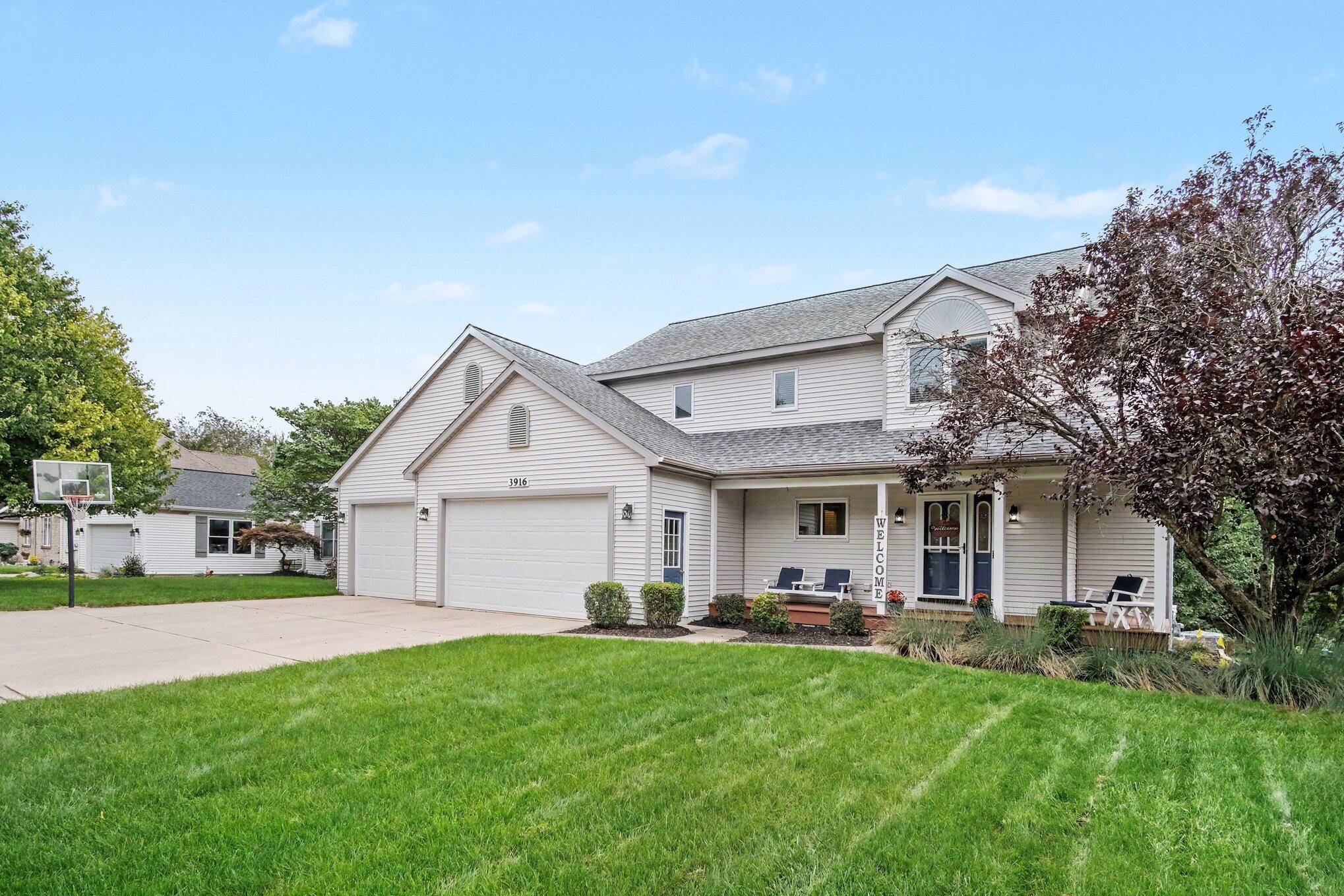 3916 Kentridge Drive SE Grand Rapids MI 49508