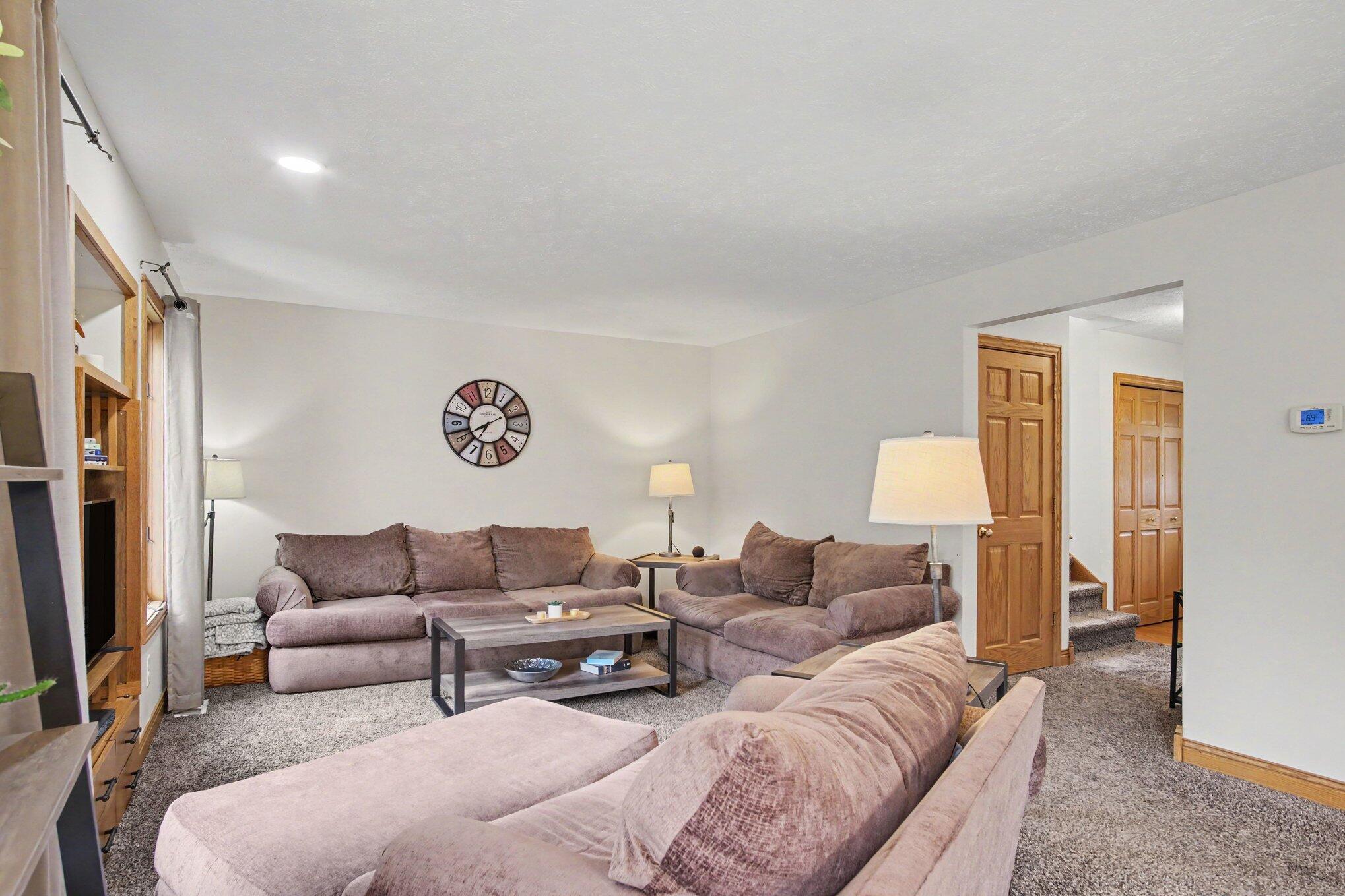 3916 Kentridge Drive SE Grand Rapids MI 49508