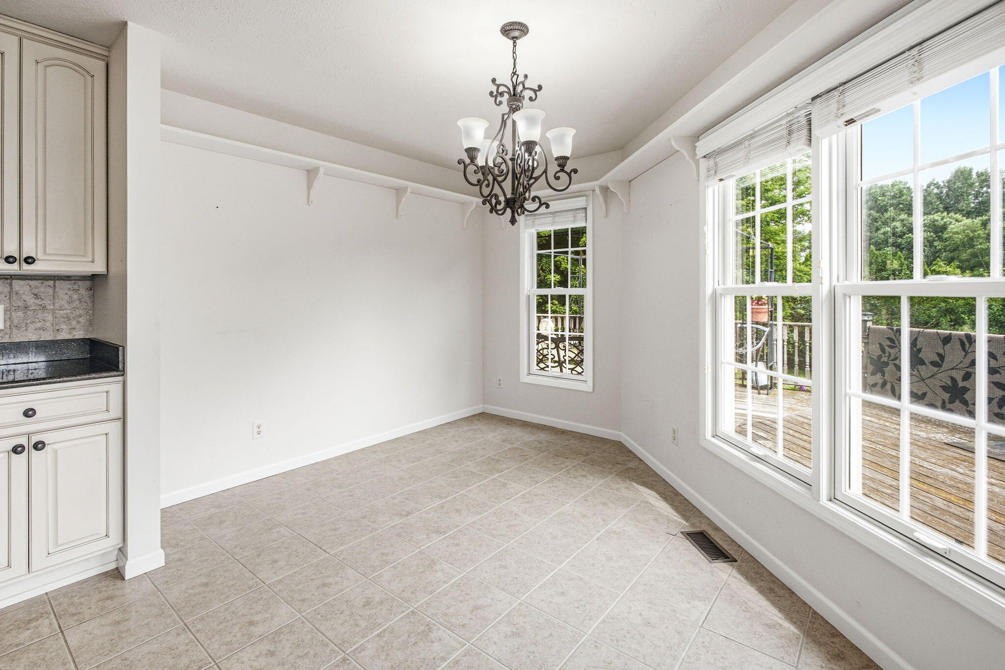 3905 Hidden Valley Trail N Niles MI 49120