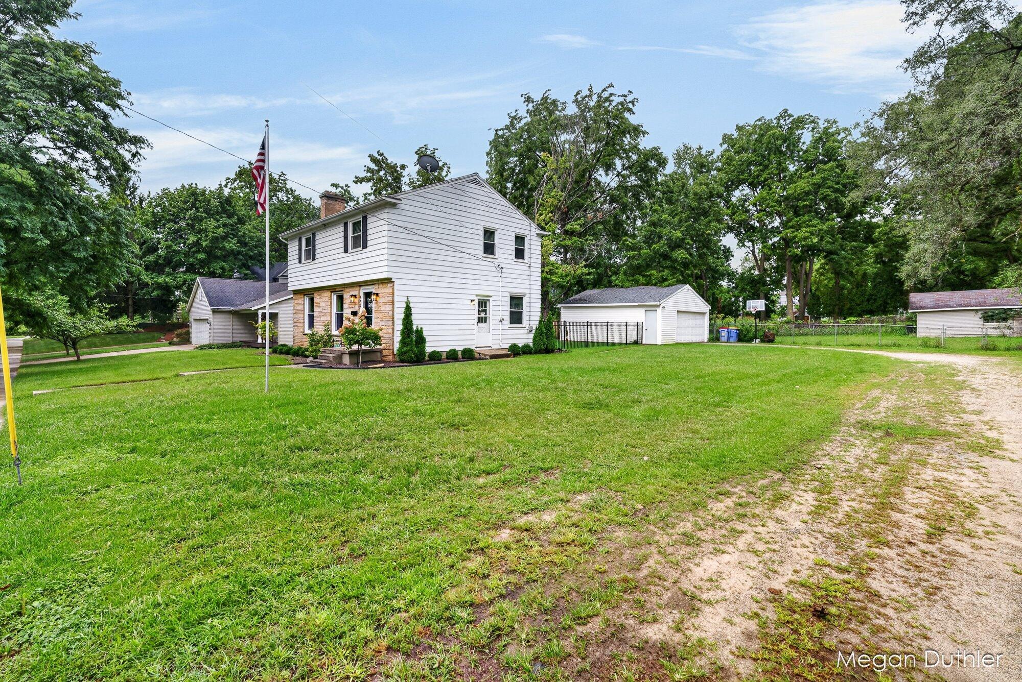 723 Maridell Avenue NW Grand Rapids MI 49504