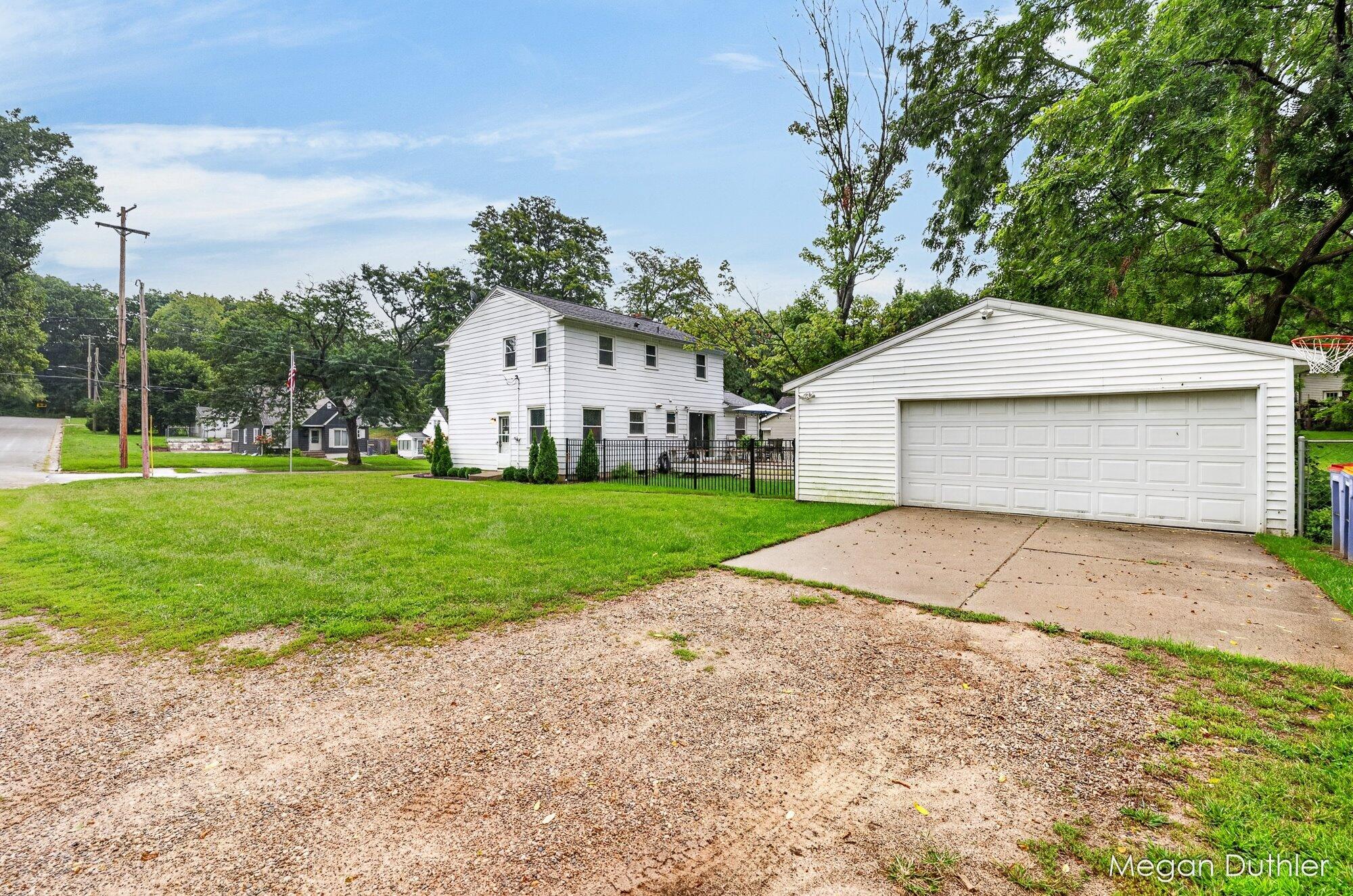 723 Maridell Avenue NW Grand Rapids MI 49504
