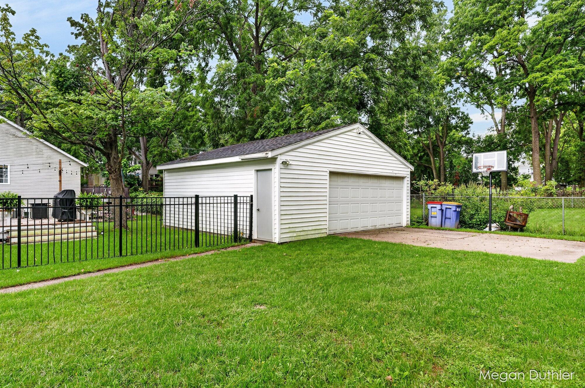 723 Maridell Avenue NW Grand Rapids MI 49504