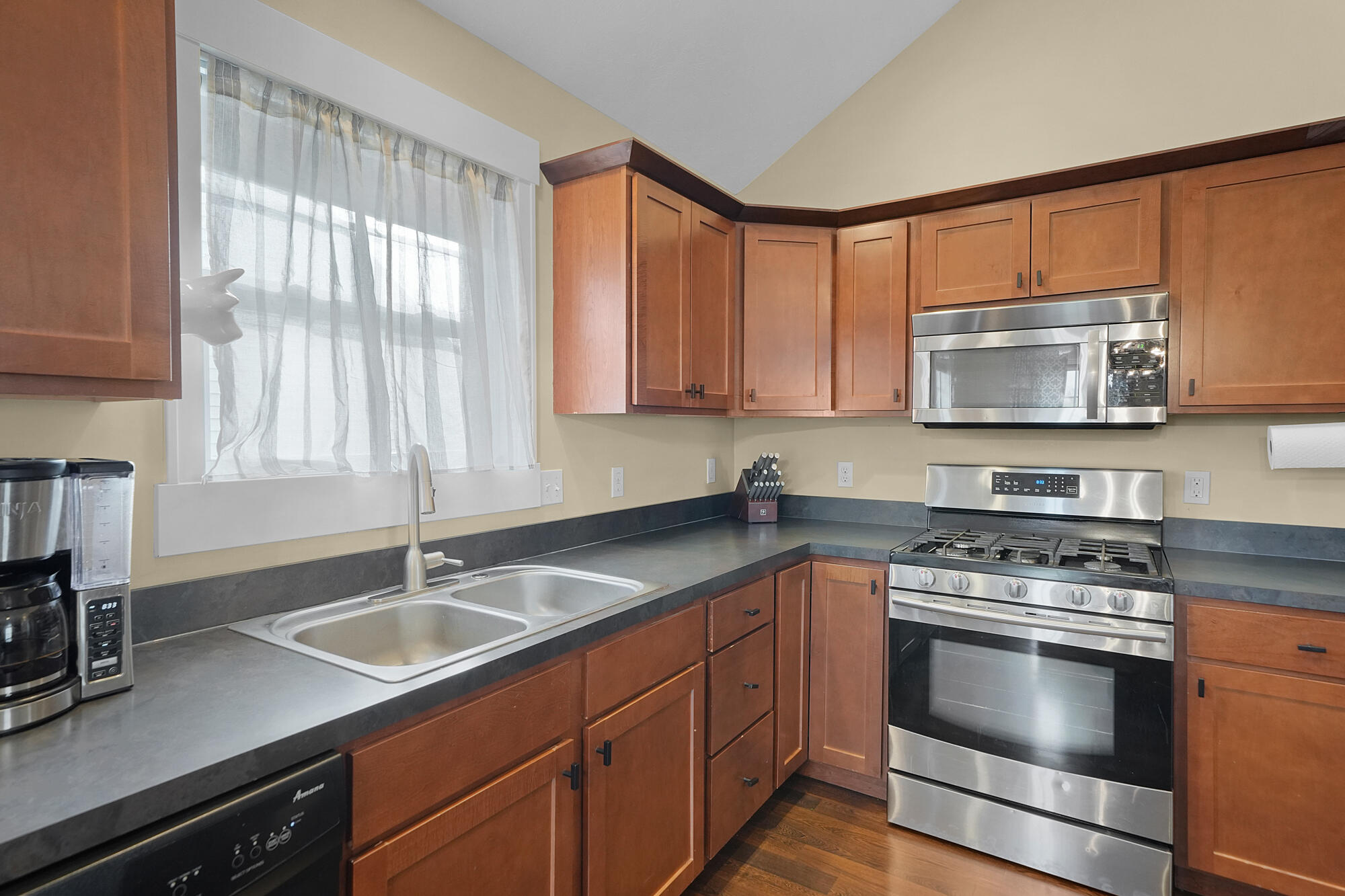 5102 Alyssum Drive SE Grand Rapids MI 49512