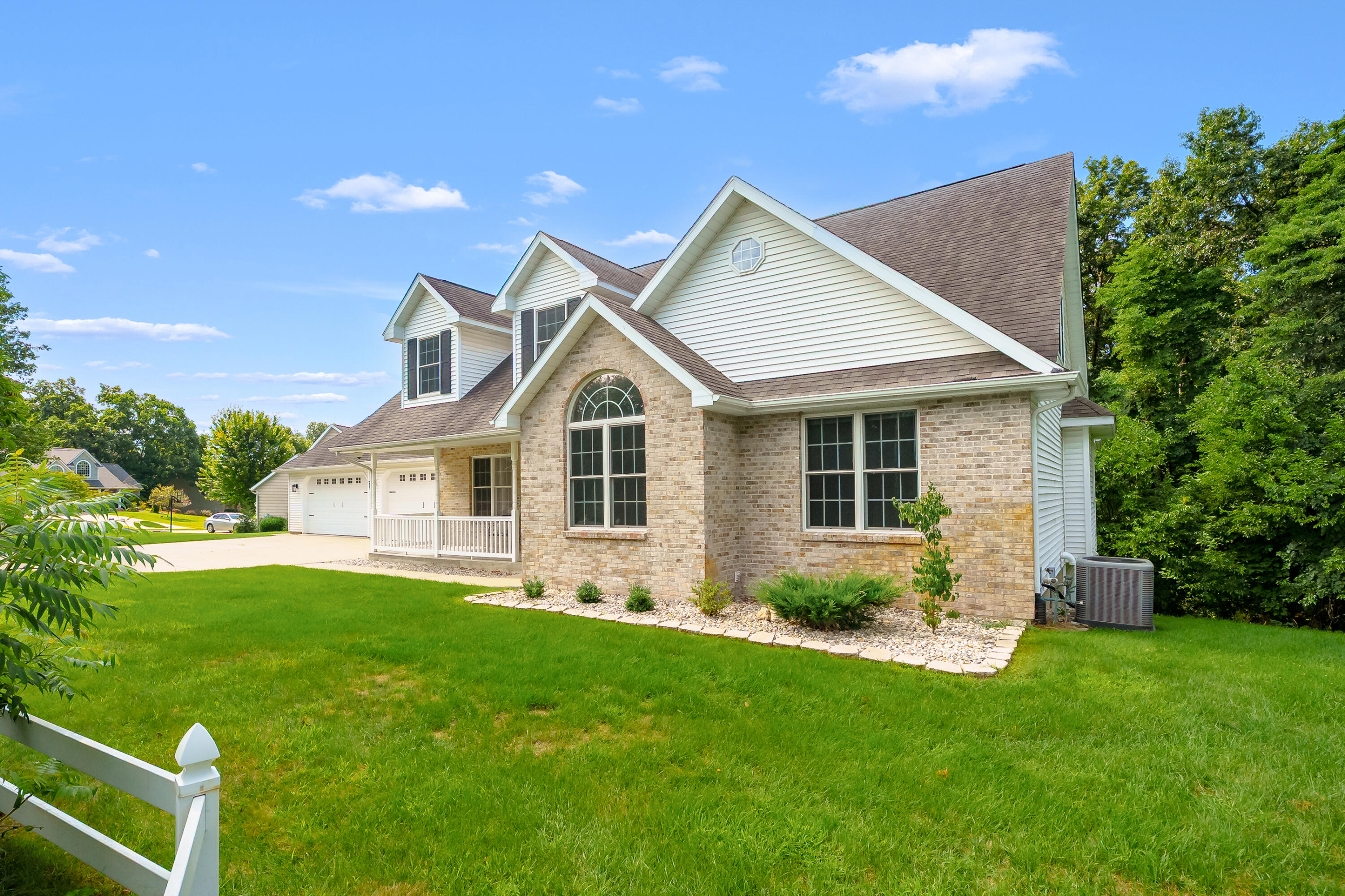 5162 Tillman Street Kalamazoo MI 49009