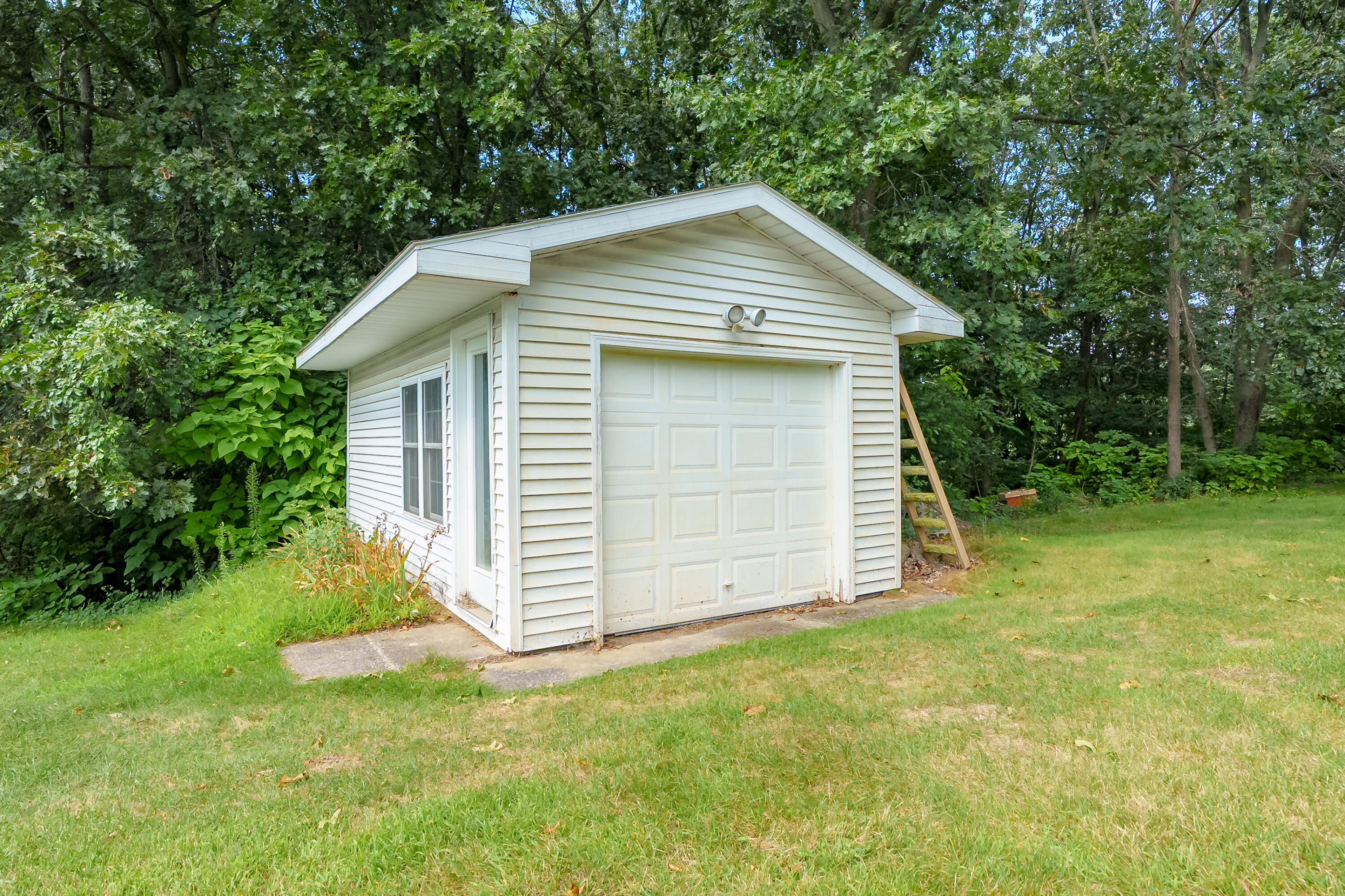 5162 Tillman Street Kalamazoo MI 49009