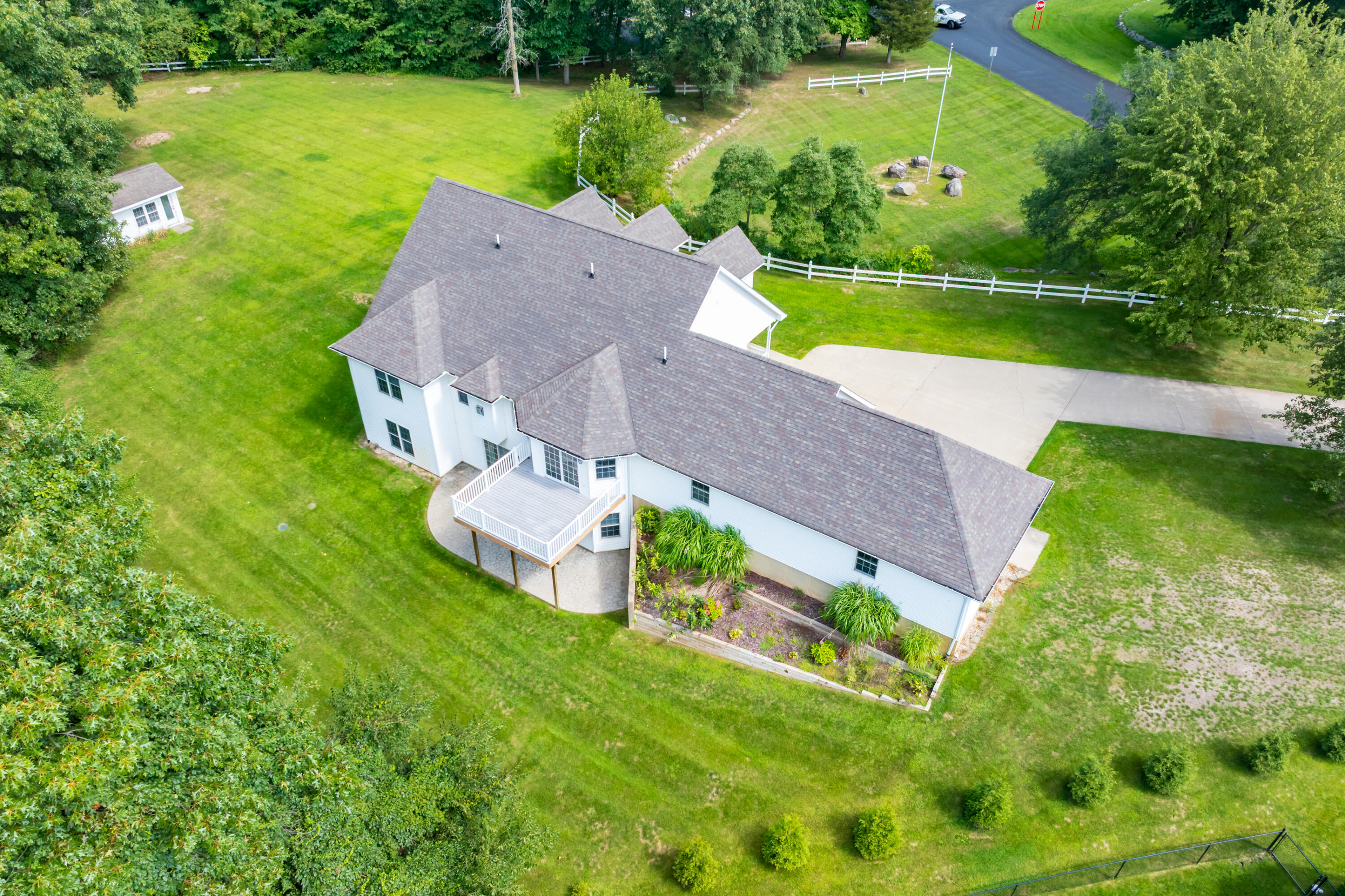5162 Tillman Street Kalamazoo MI 49009