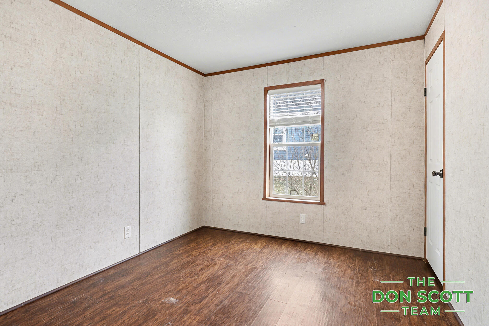 6913 Sandwood Street NE Rockford MI 49341