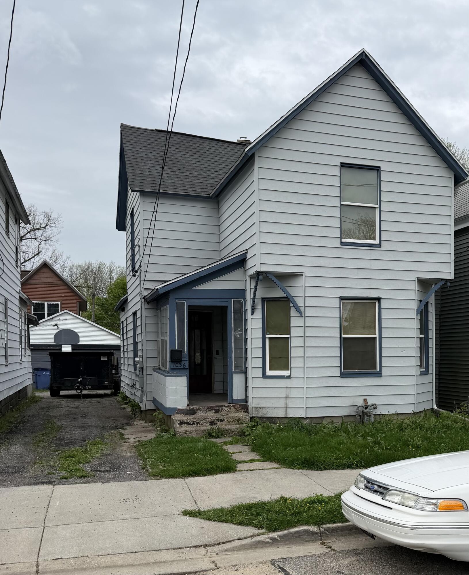 1036 Logan Street SE Grand Rapids MI 49506