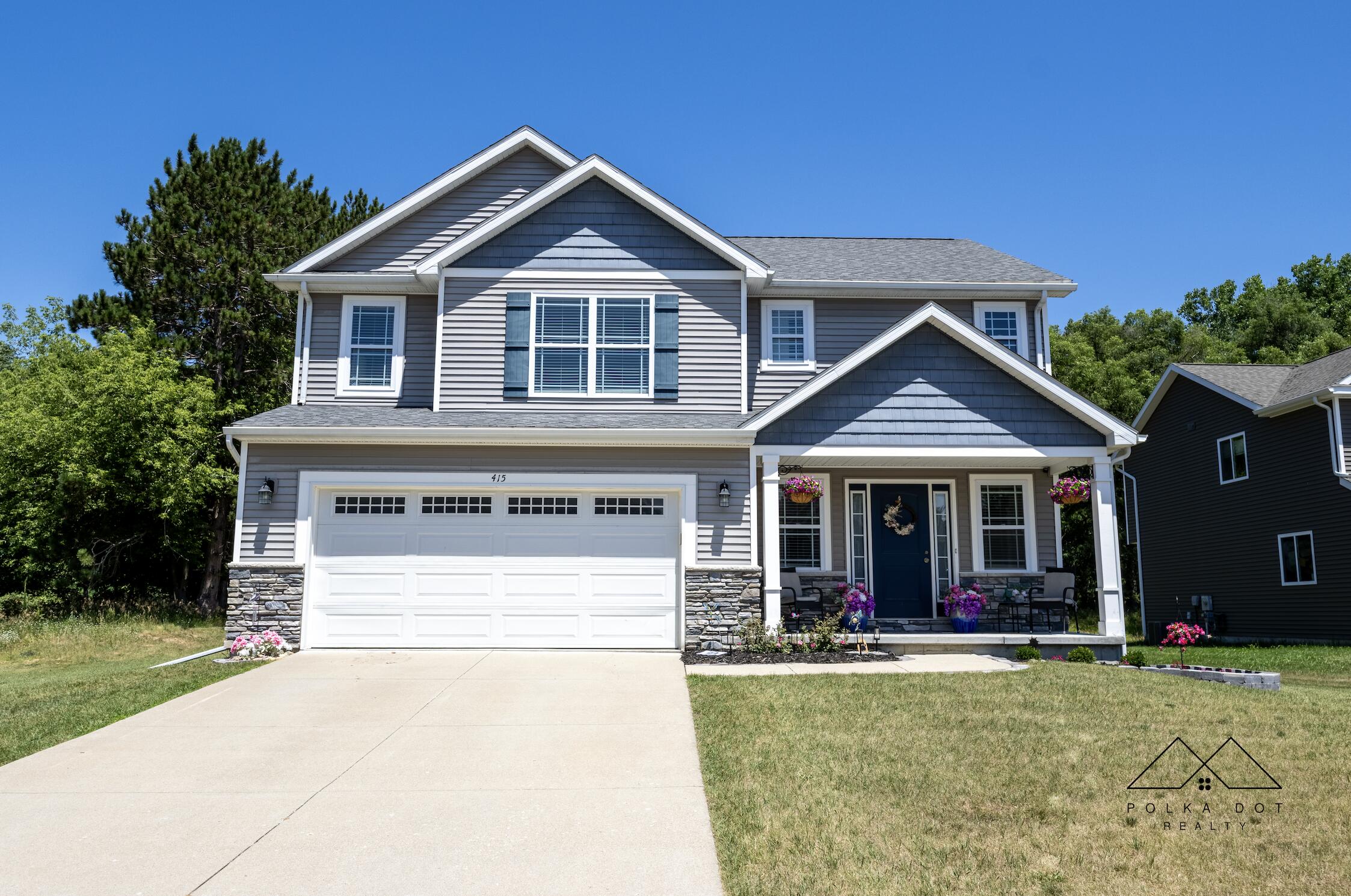 415 Edgewood Pass Fenton MI 48430