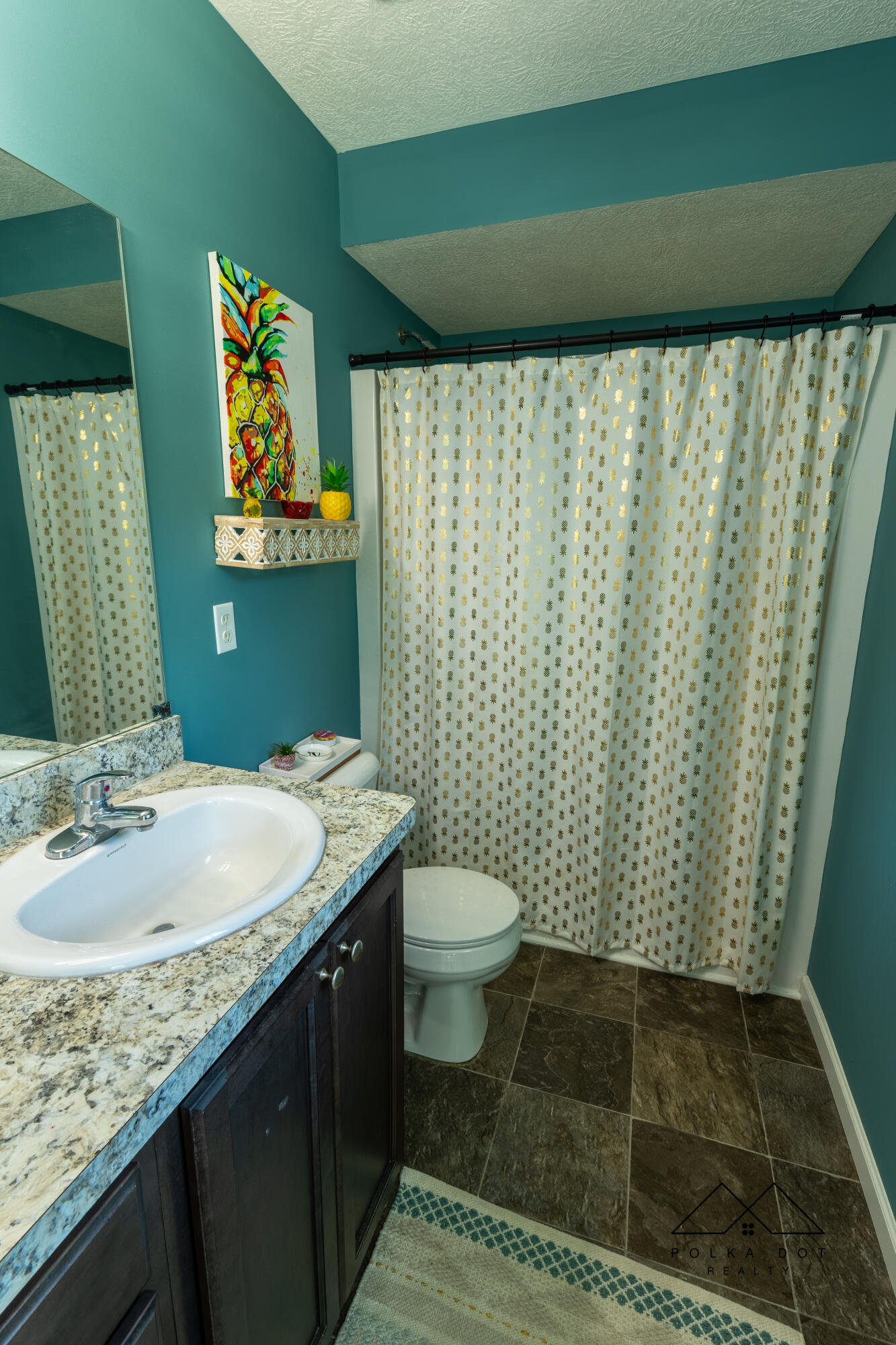 415 Edgewood Pass Fenton MI 48430