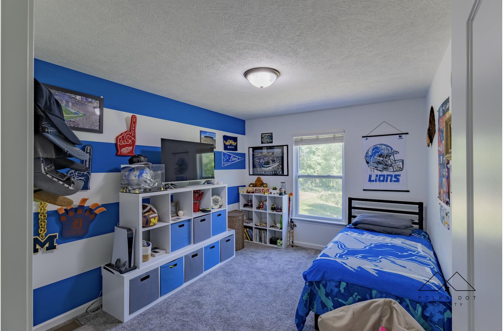 415 Edgewood Pass Fenton MI 48430