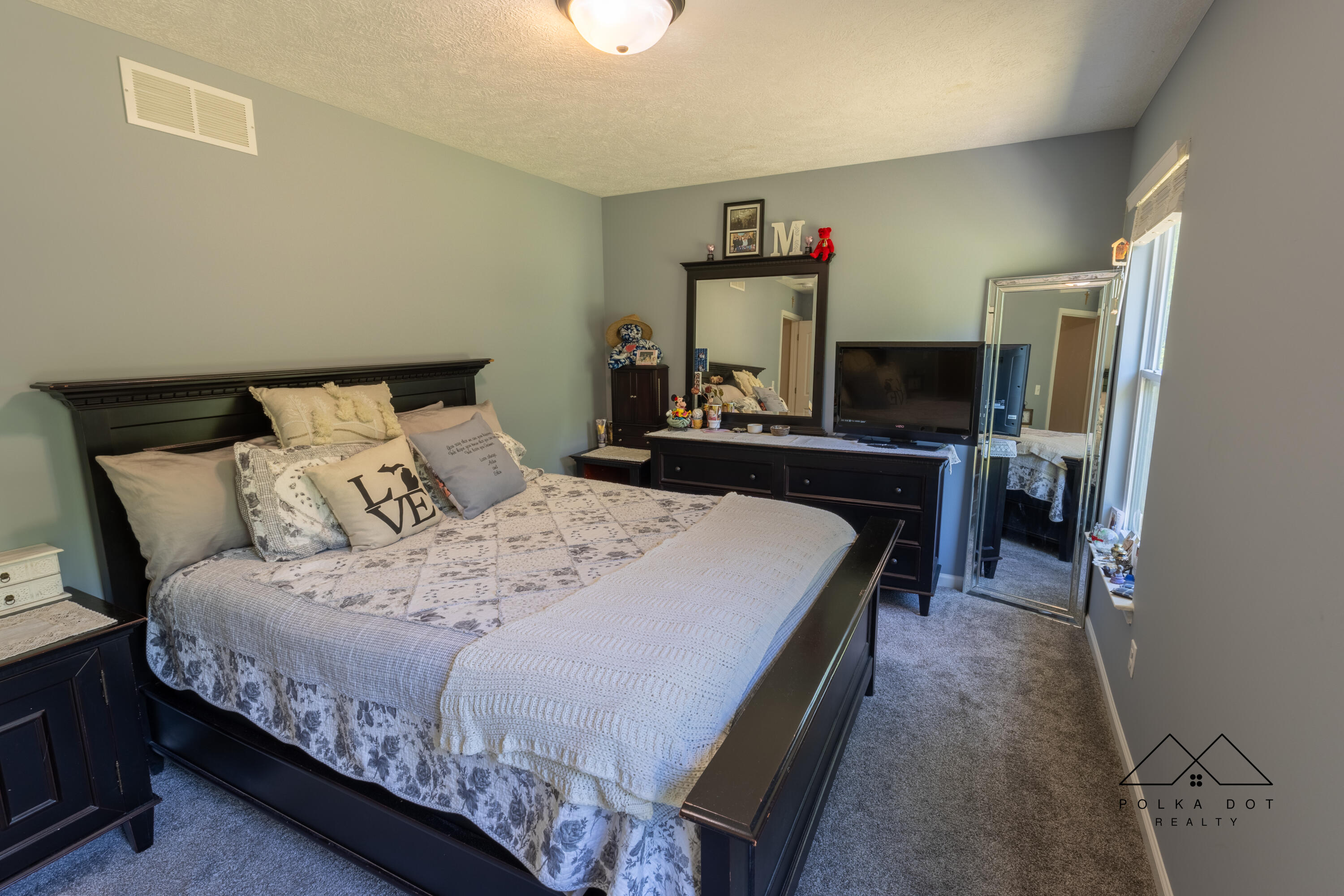 415 Edgewood Pass Fenton MI 48430