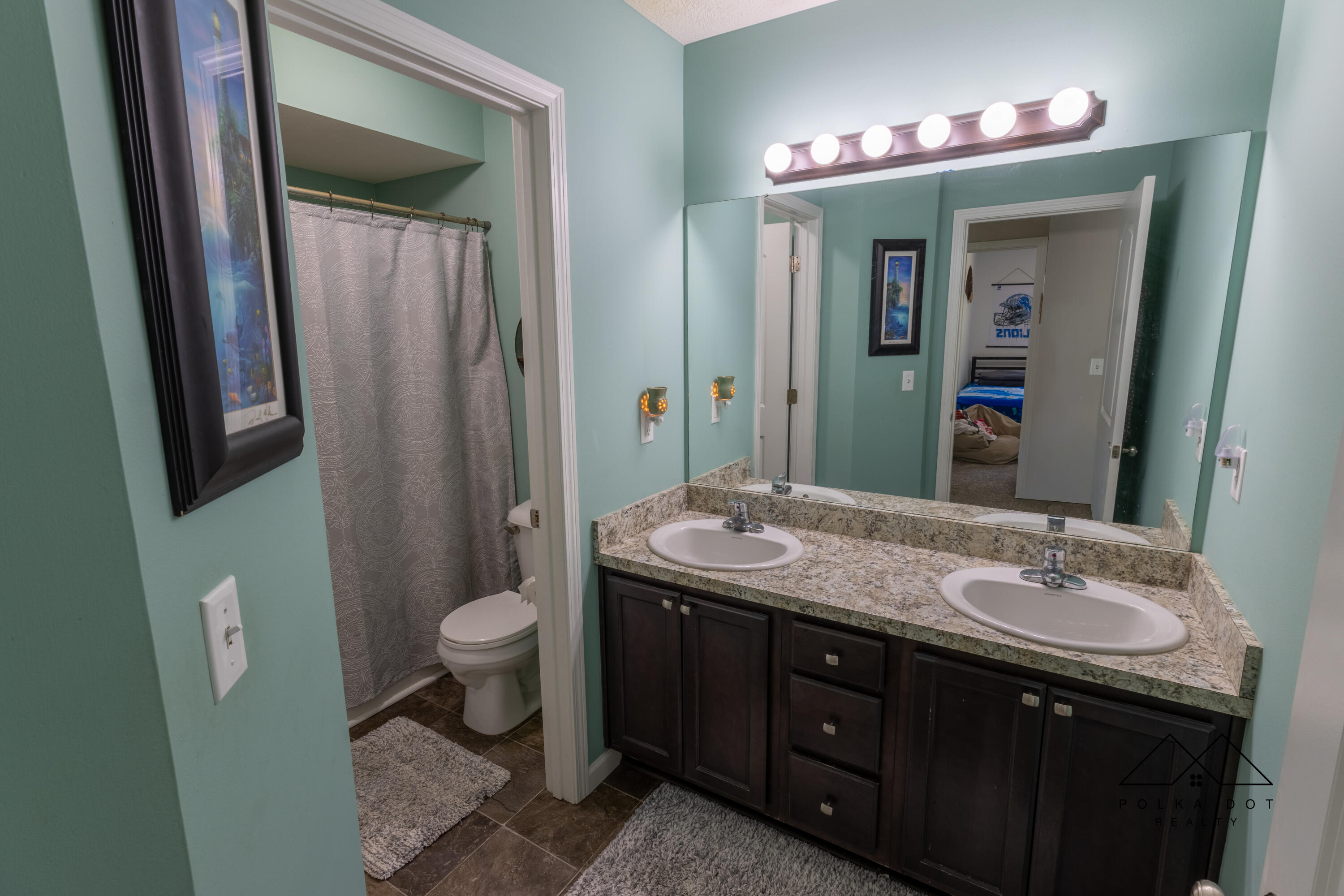 415 Edgewood Pass Fenton MI 48430