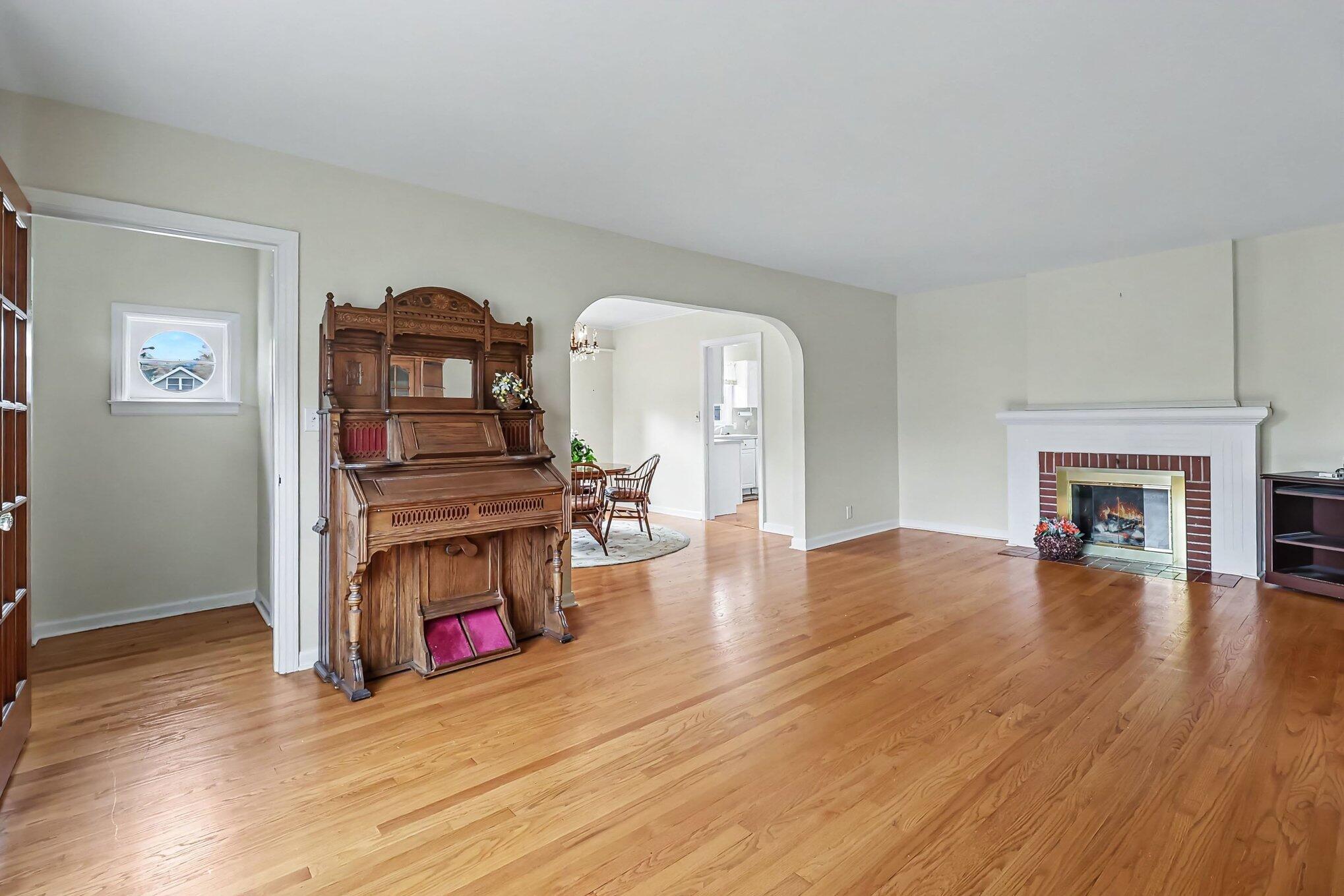 401 N Gaylord Avenue Ludington MI 49431