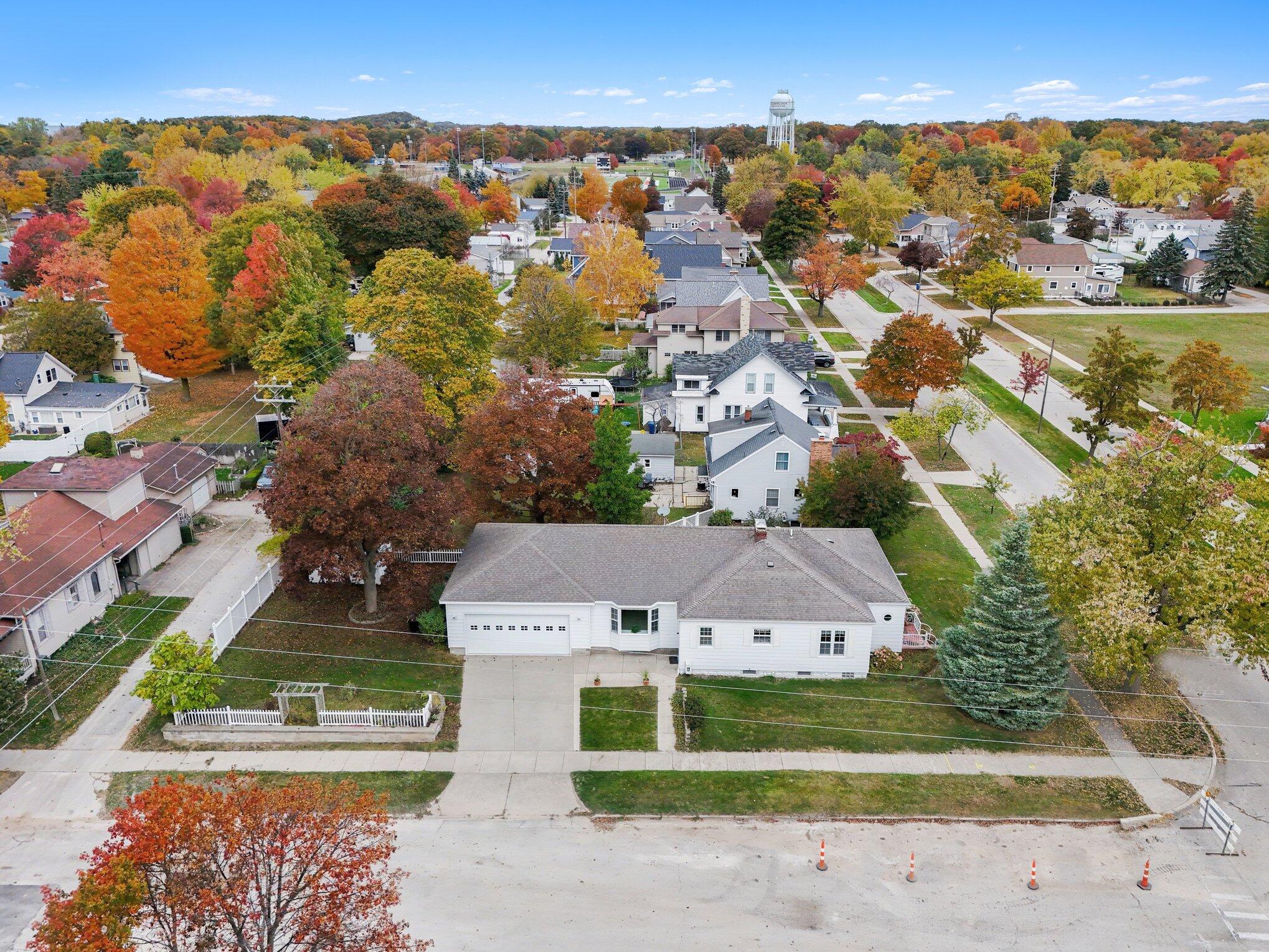 401 N Gaylord Avenue Ludington MI 49431