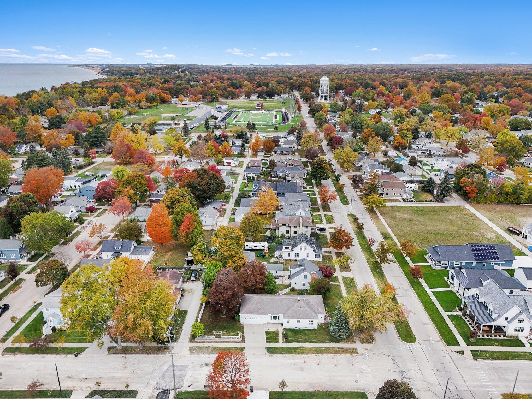 401 N Gaylord Avenue Ludington MI 49431