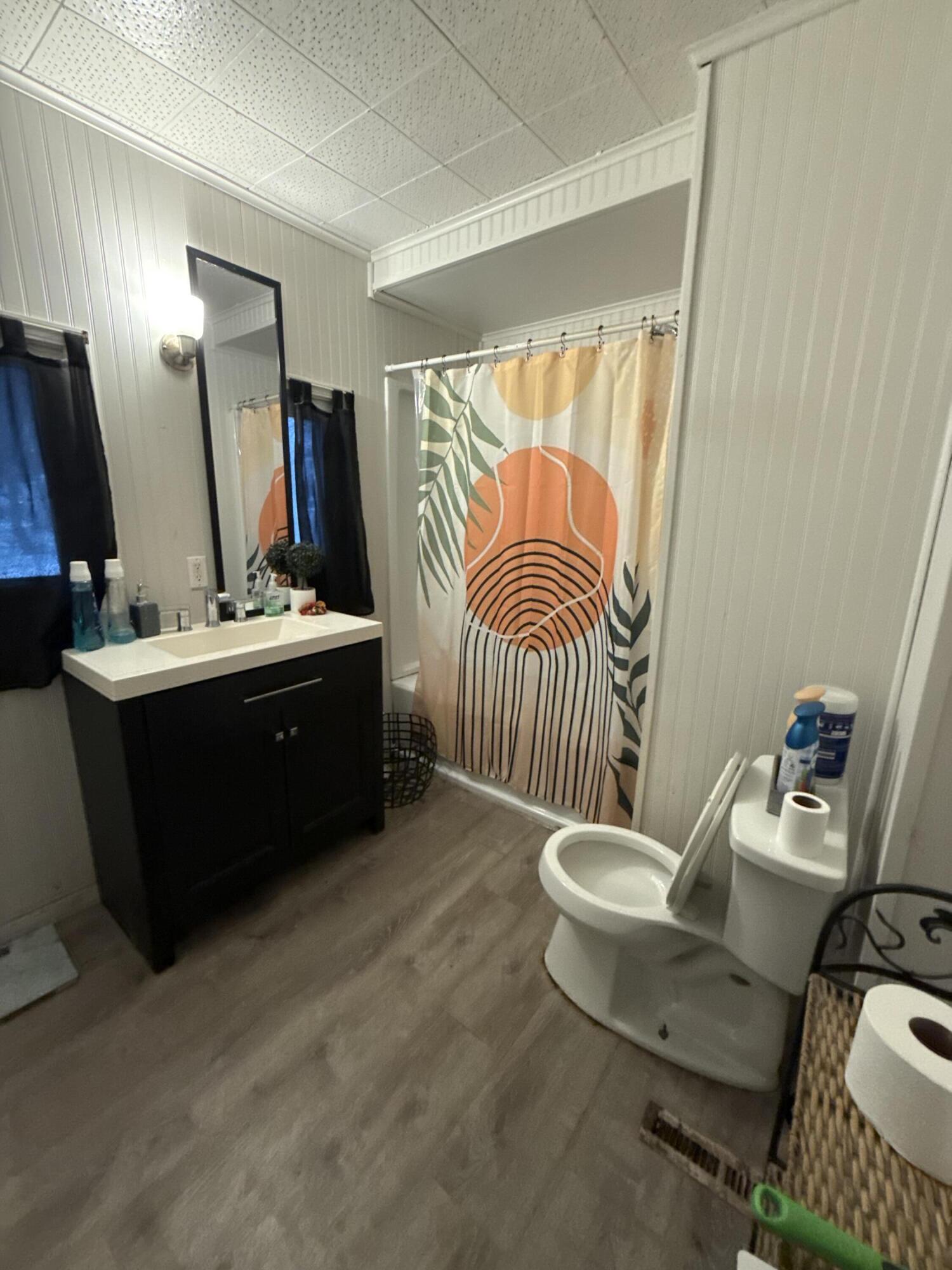 503 Orchard Avenue Muskegon MI 49442