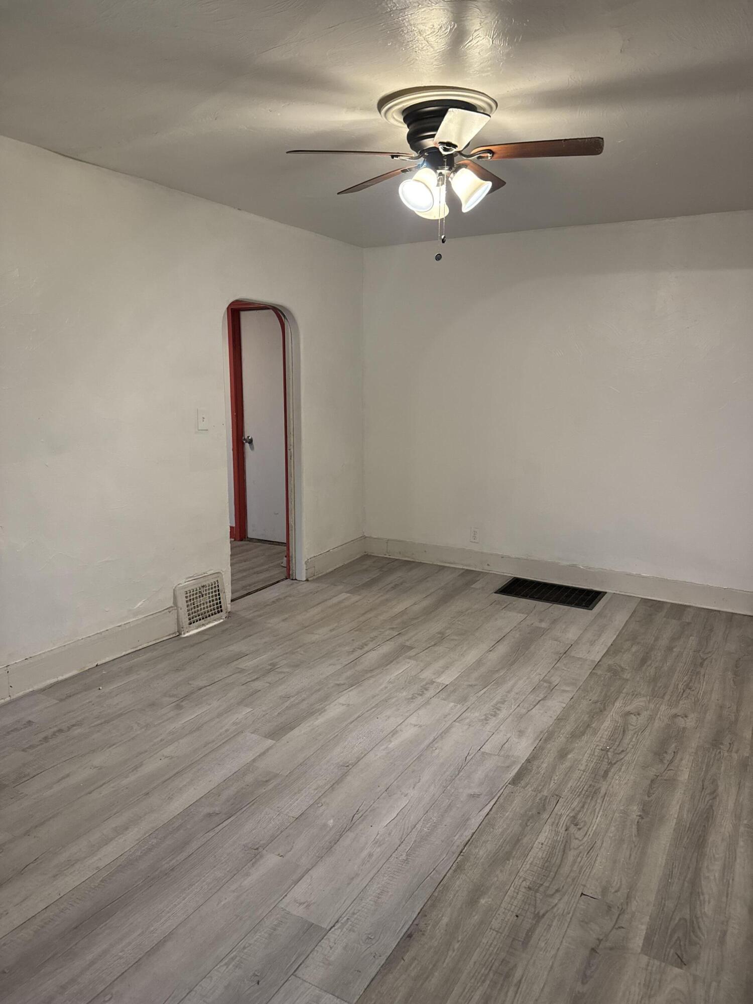 503 Orchard Avenue Muskegon MI 49442