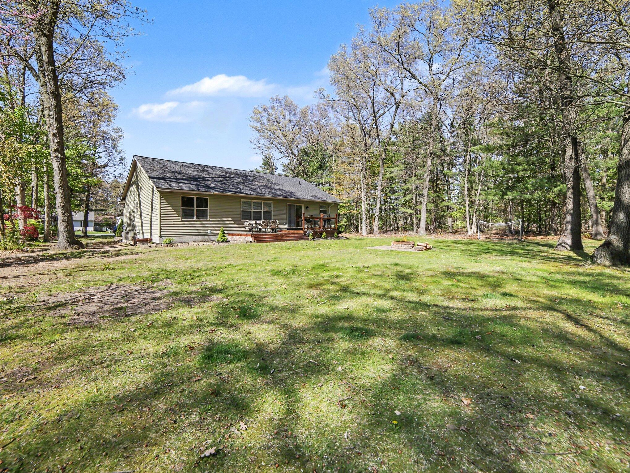 1523 Destiny Drive Muskegon MI 49445