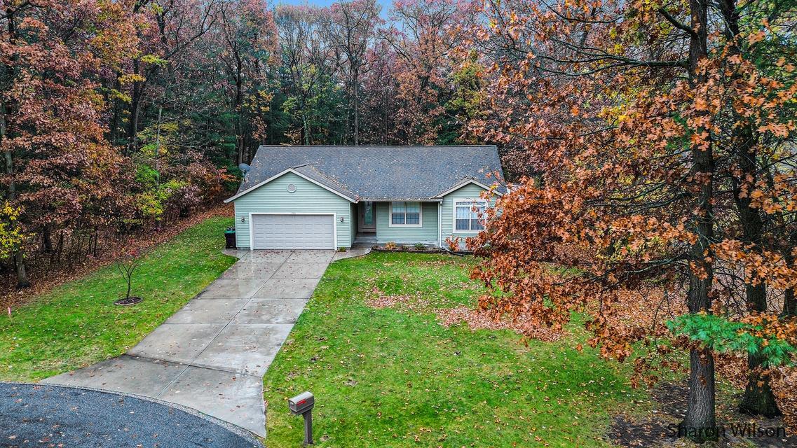 1523 Destiny Drive Muskegon MI 49445